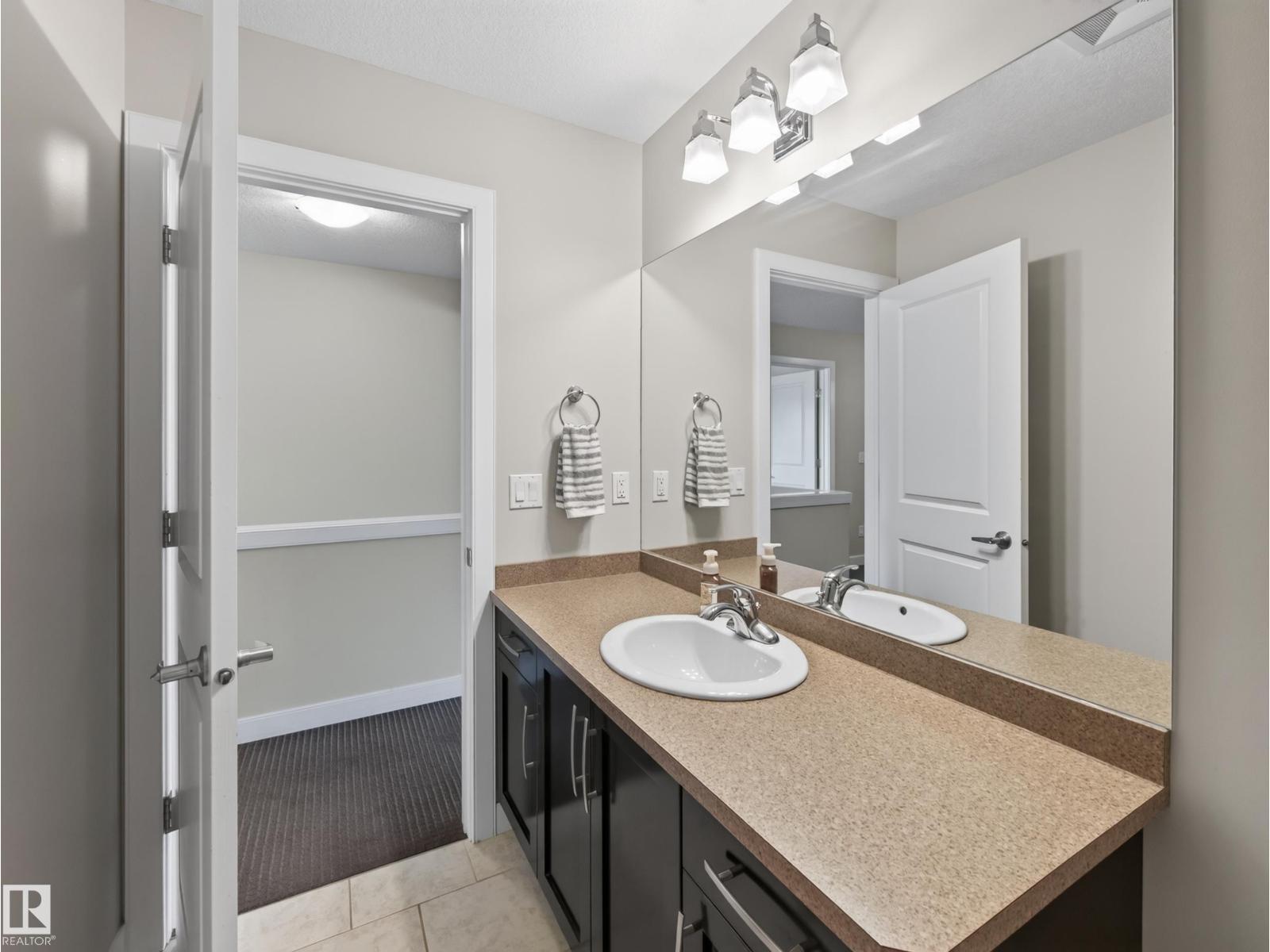 5718 42 St Property Photo 29