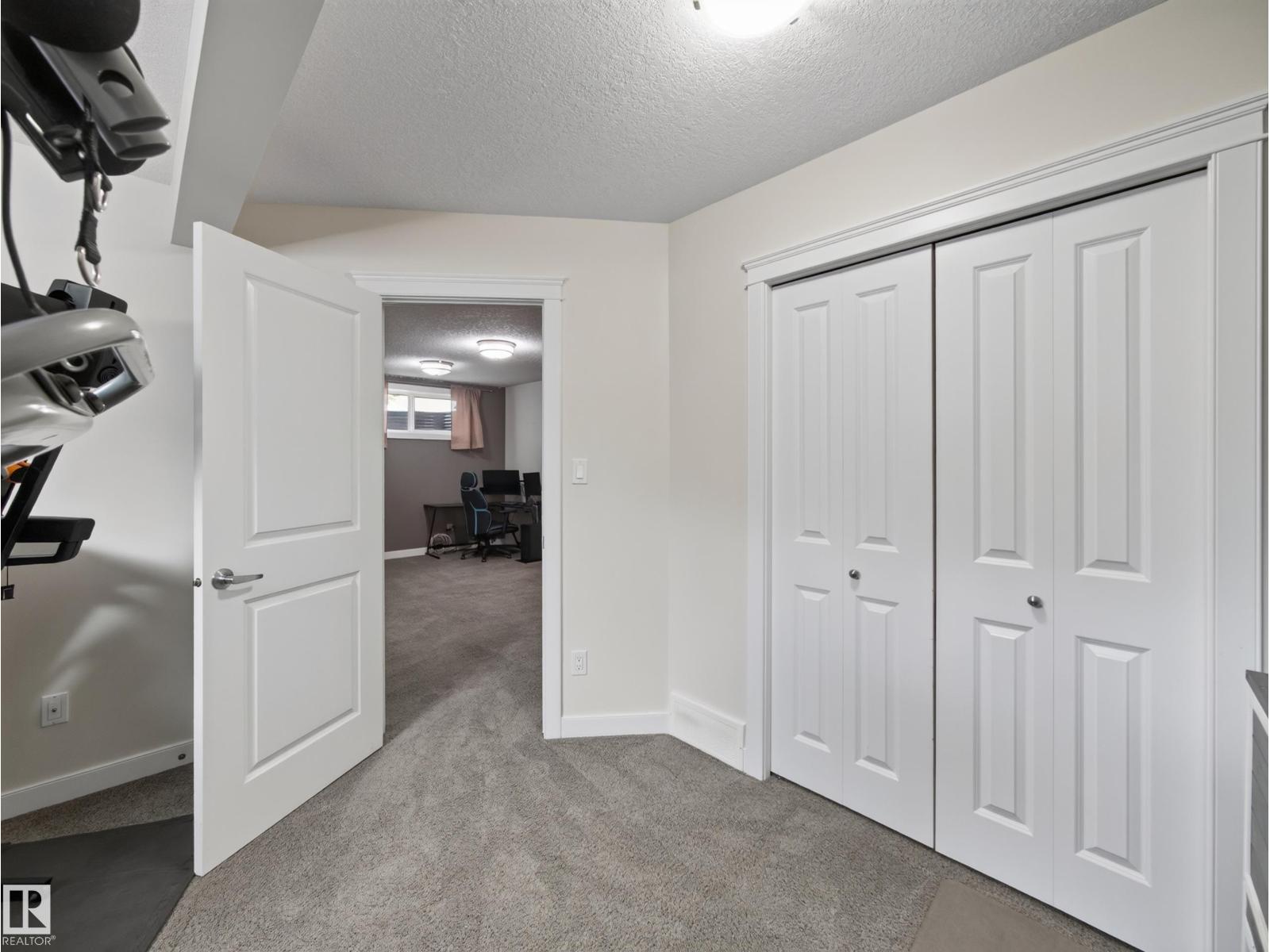 5718 42 St Property Photo 34