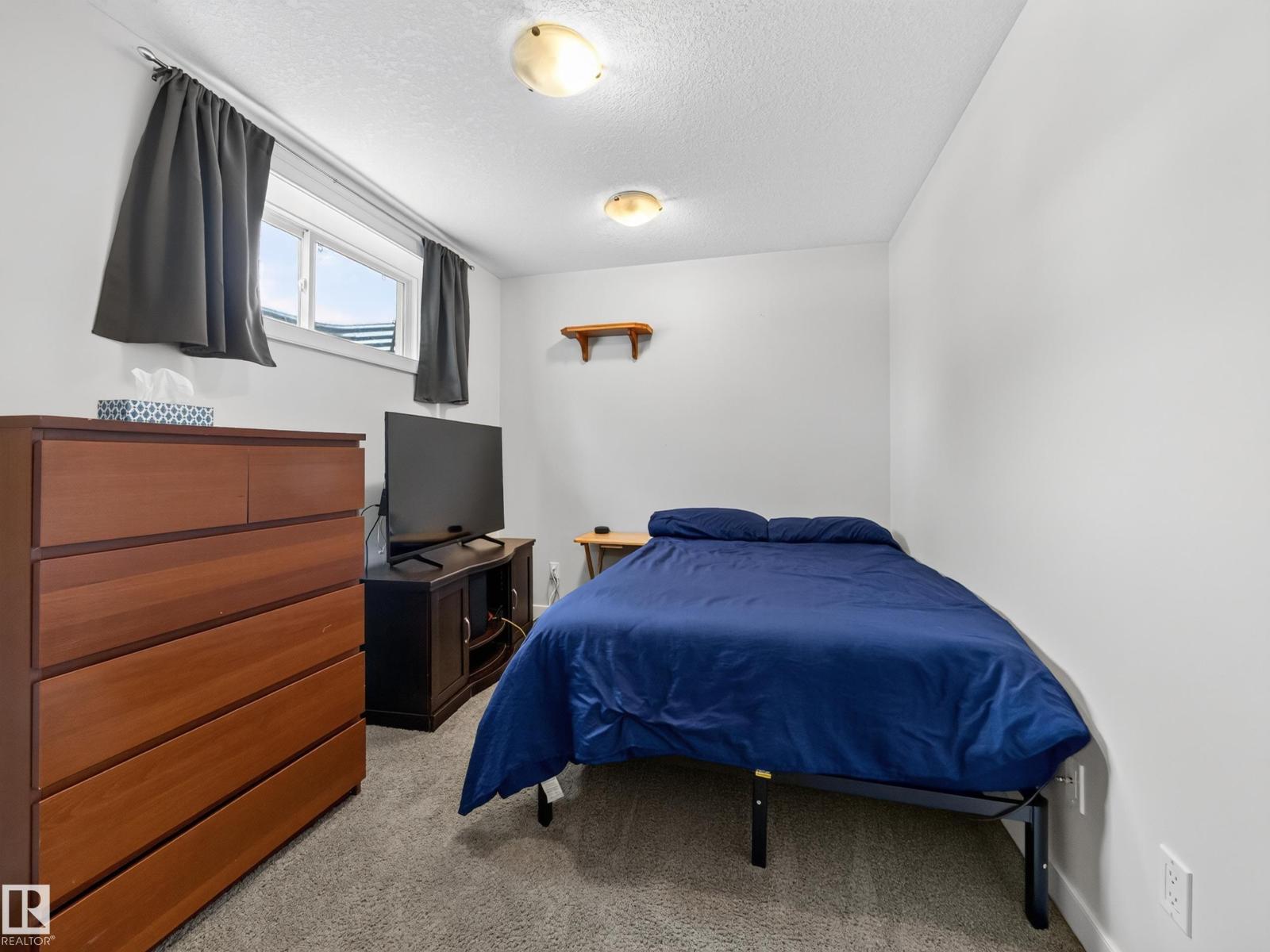 5718 42 St Property Photo 35
