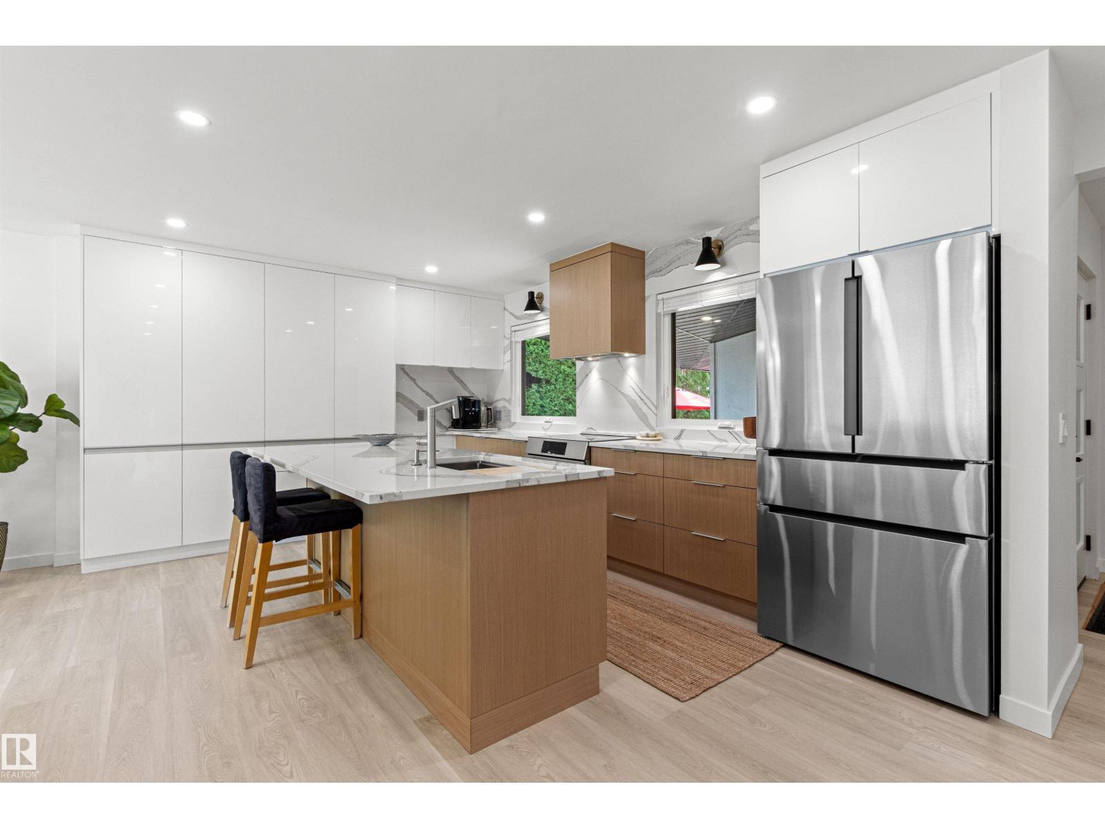 4704 106a Av Nw Property Photo 12