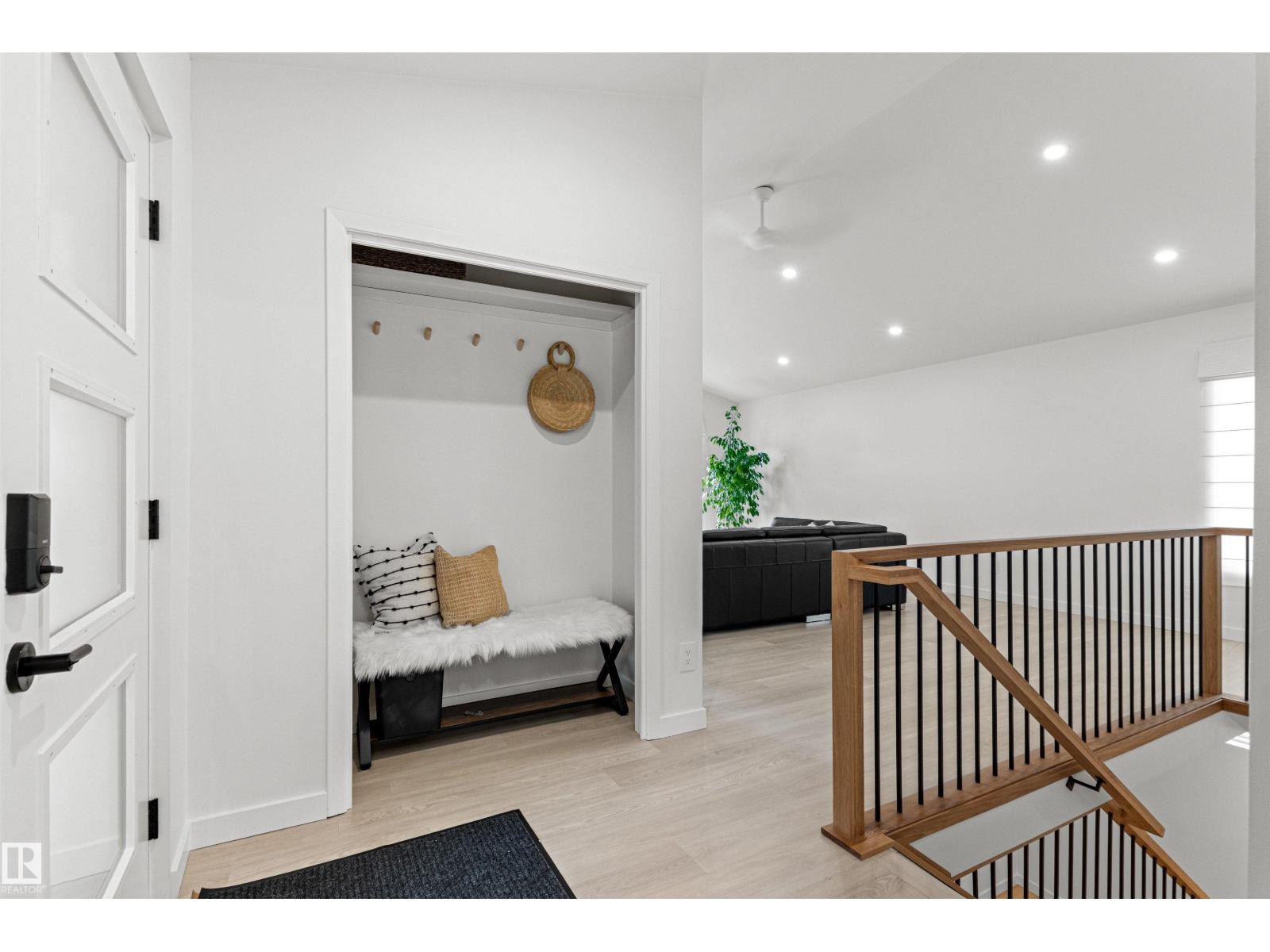 4704 106a Av Nw Property Photo 16