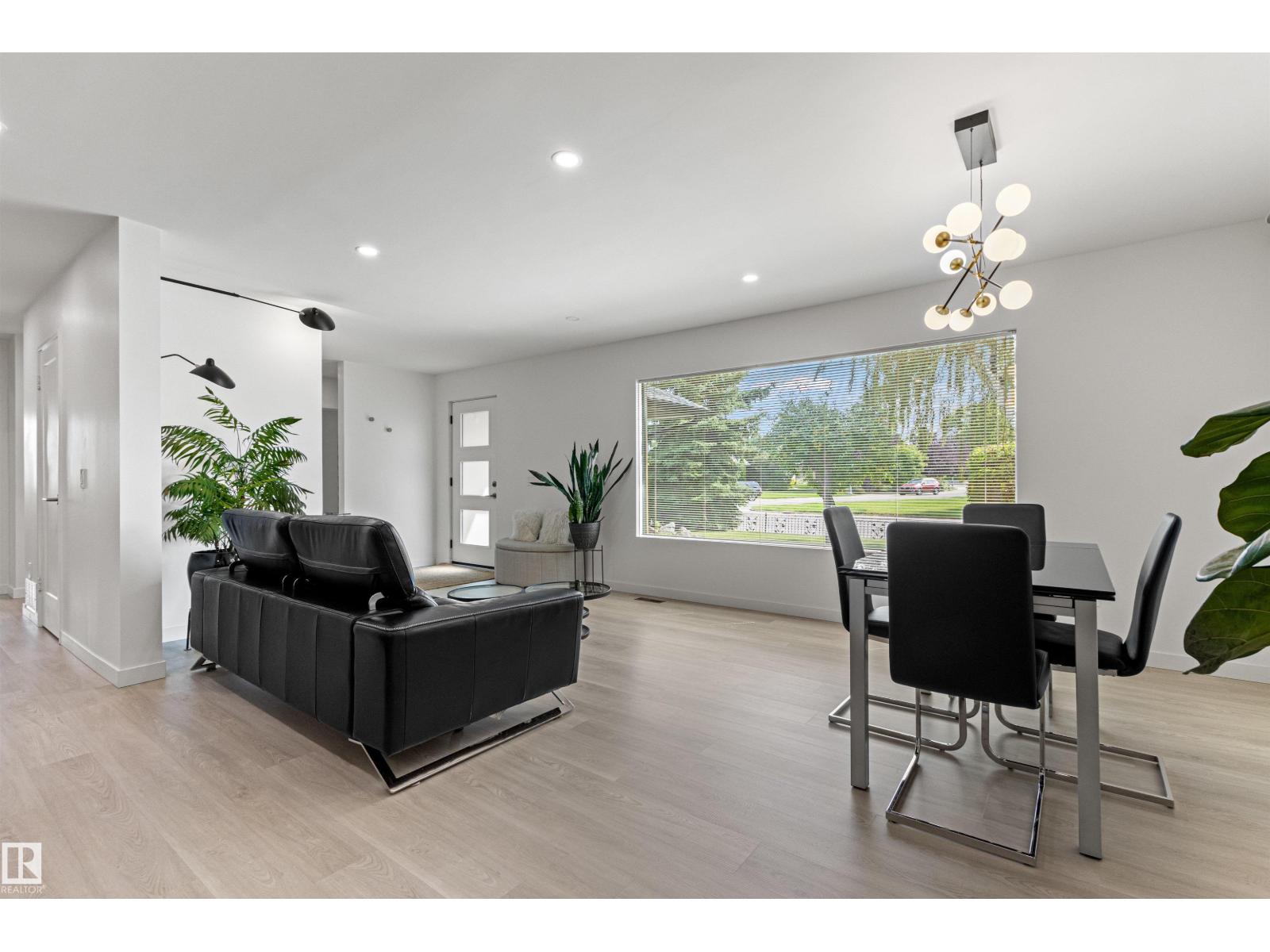 4704 106a Av Nw Property Photo 17