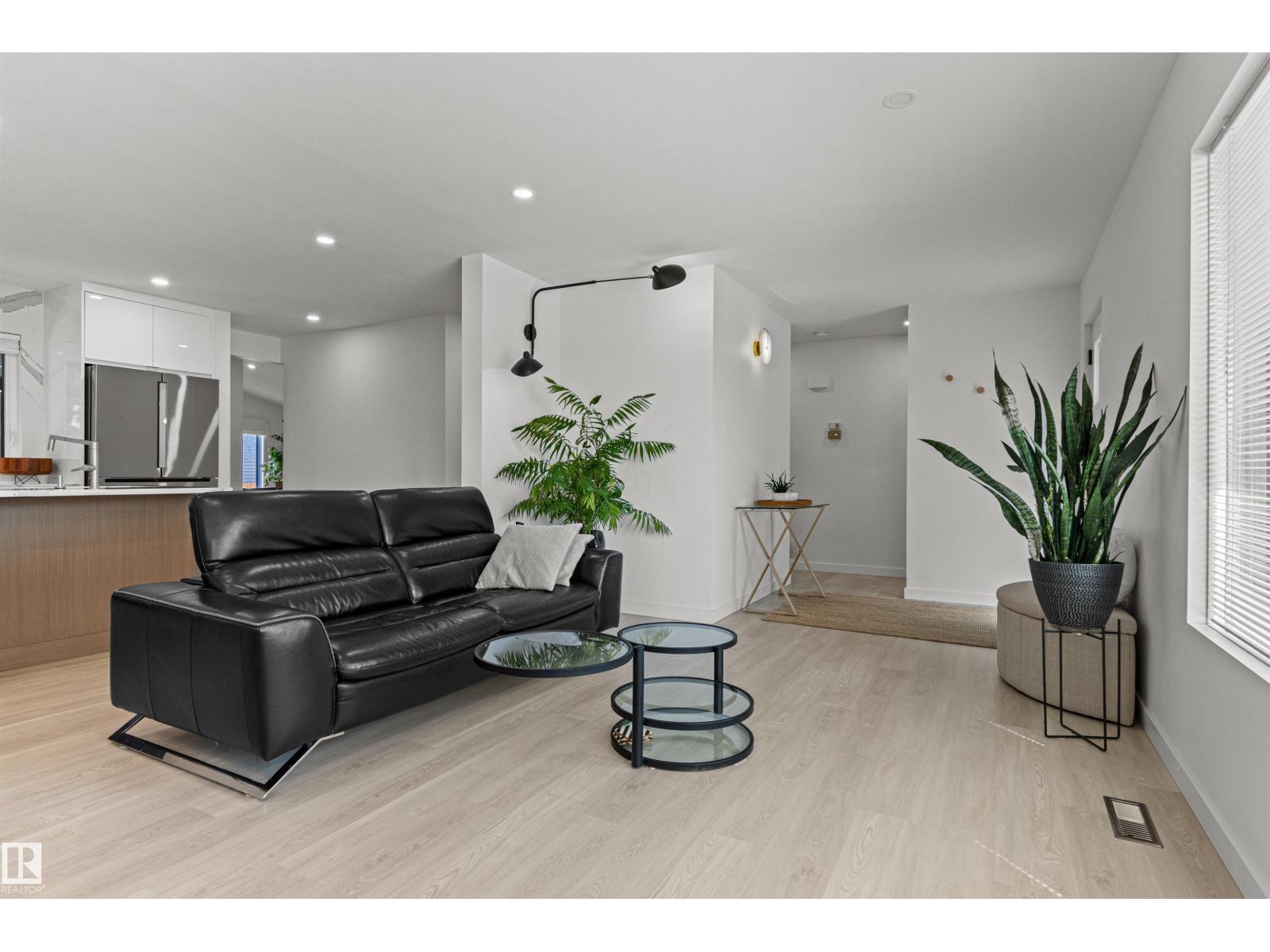 4704 106a Av Nw Property Photo 19