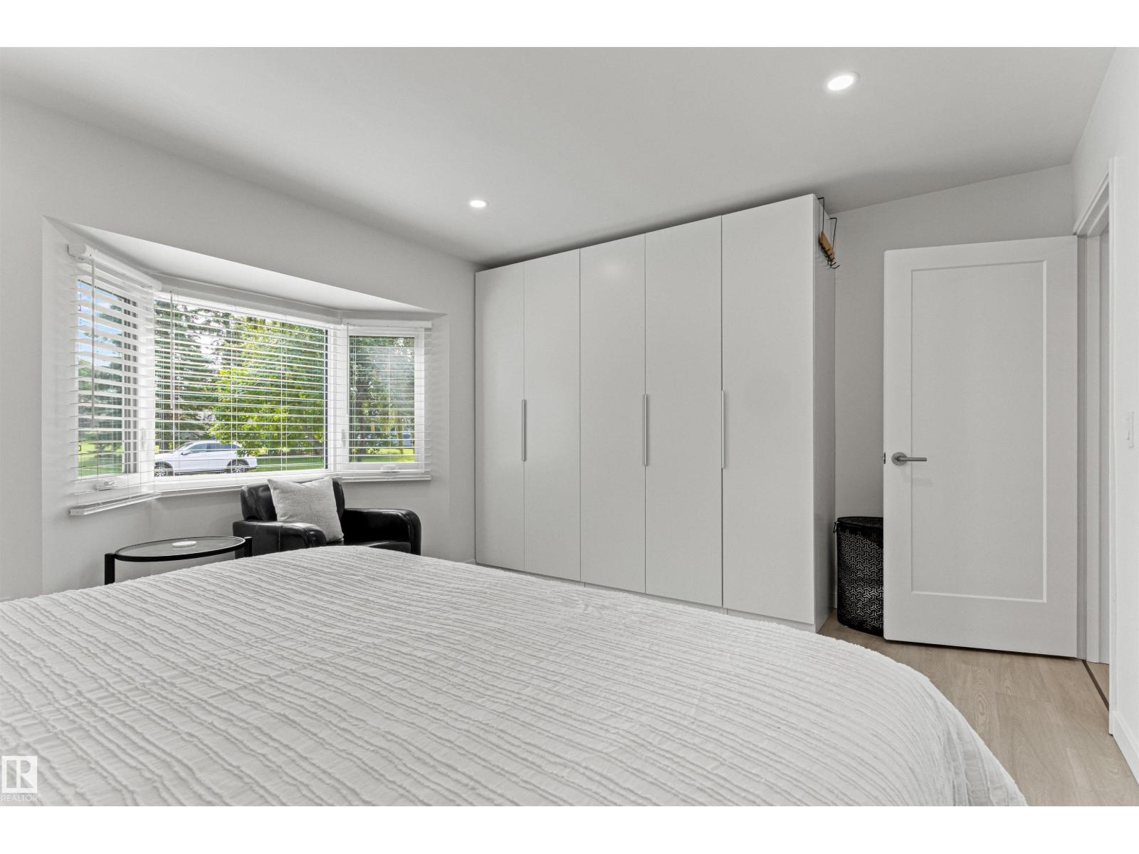 4704 106a Av Nw Property Photo 28