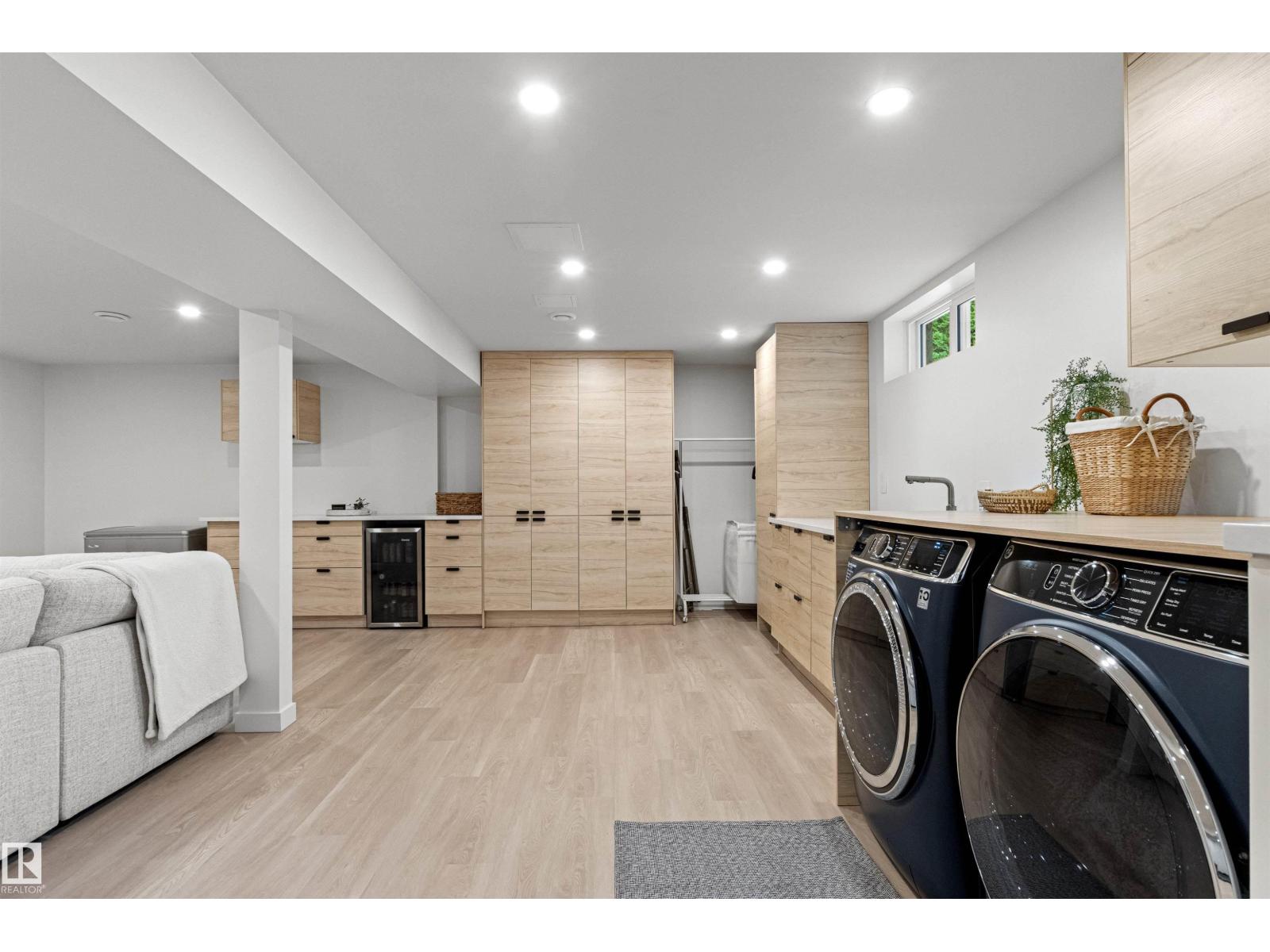 4704 106a Av Nw Property Photo 46