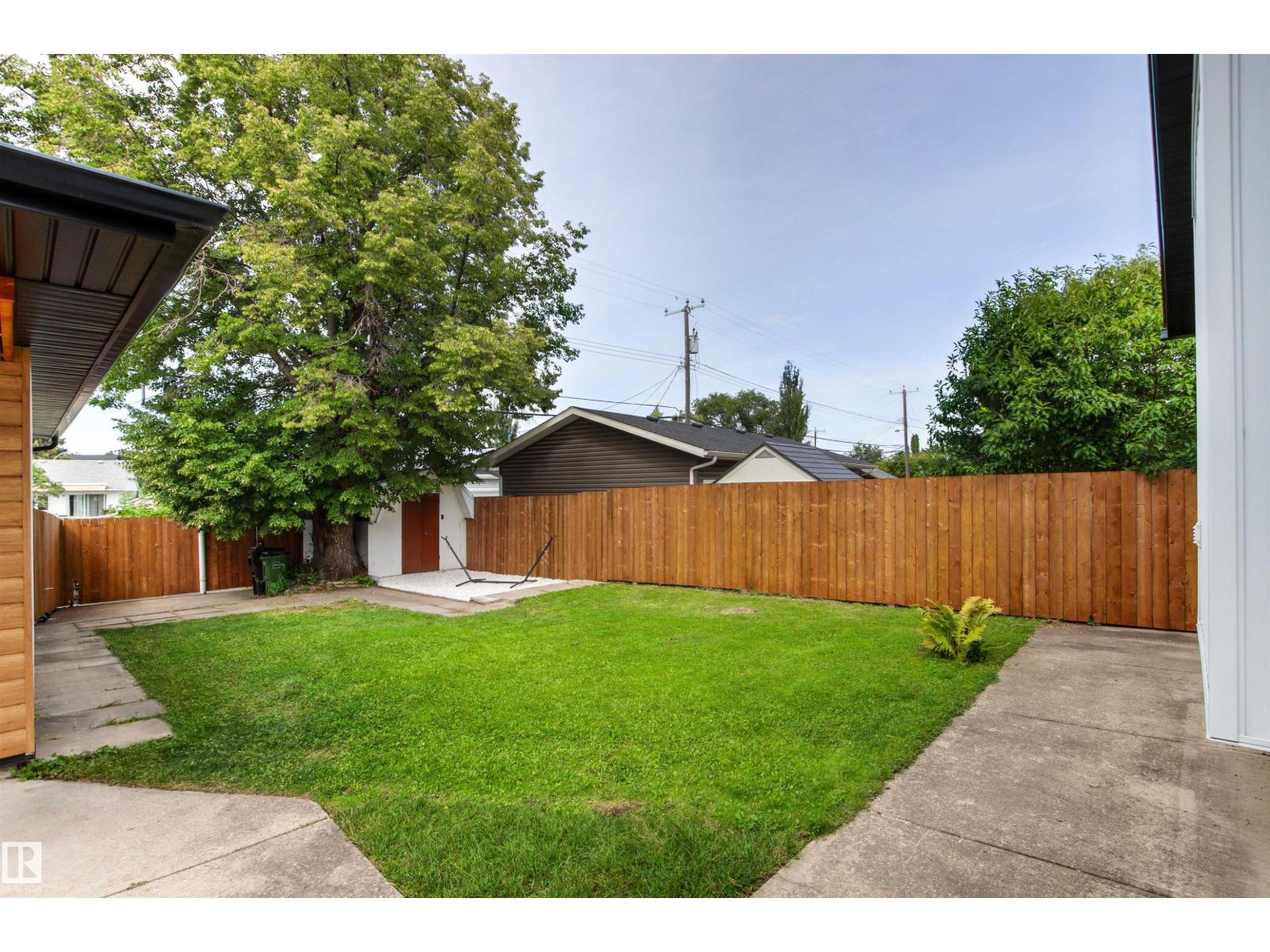4704 106a Av Nw Property Photo 60