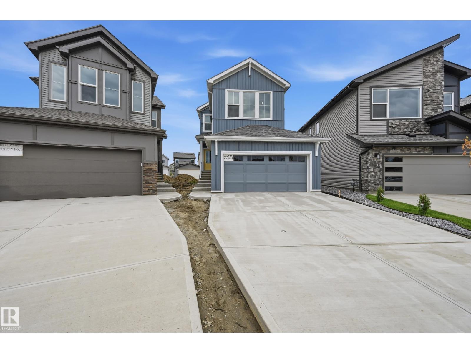 22615 89 Av Nw Property Photo 3