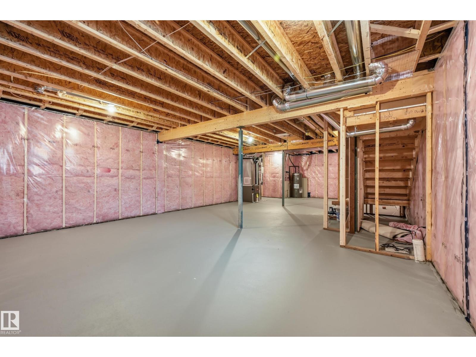 22615 89 Av Nw Property Photo 25