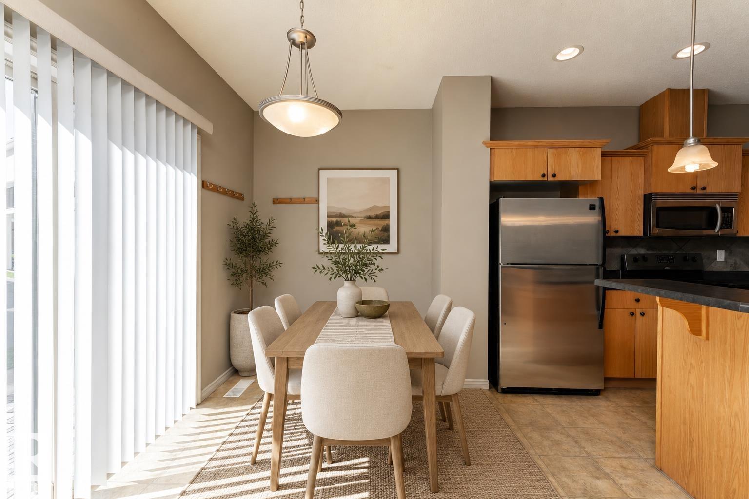 #72 13825 155 Av Nw Property Photo 13