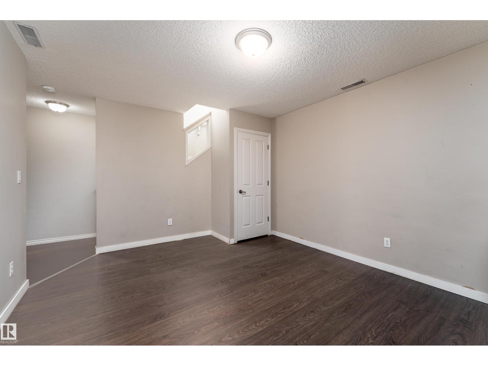 #72 13825 155 Av Nw Property Photo 36