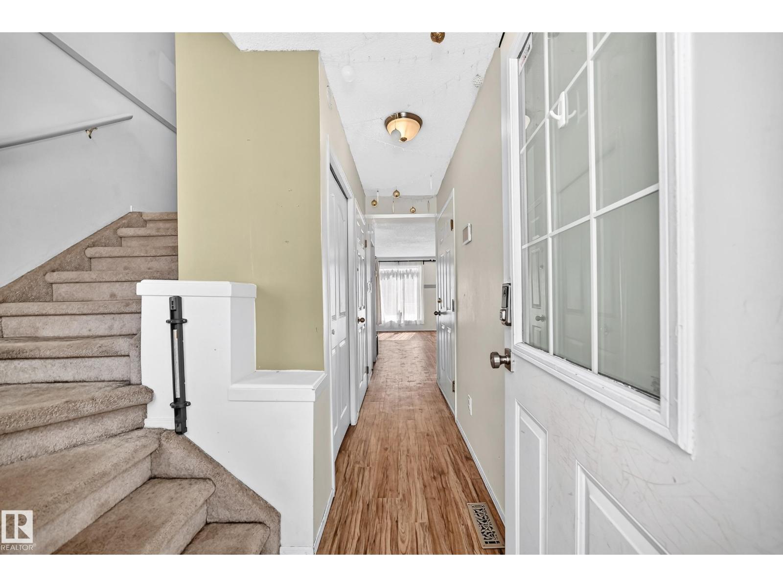 #30 300 Hooper Cr Nw Property Photo 4