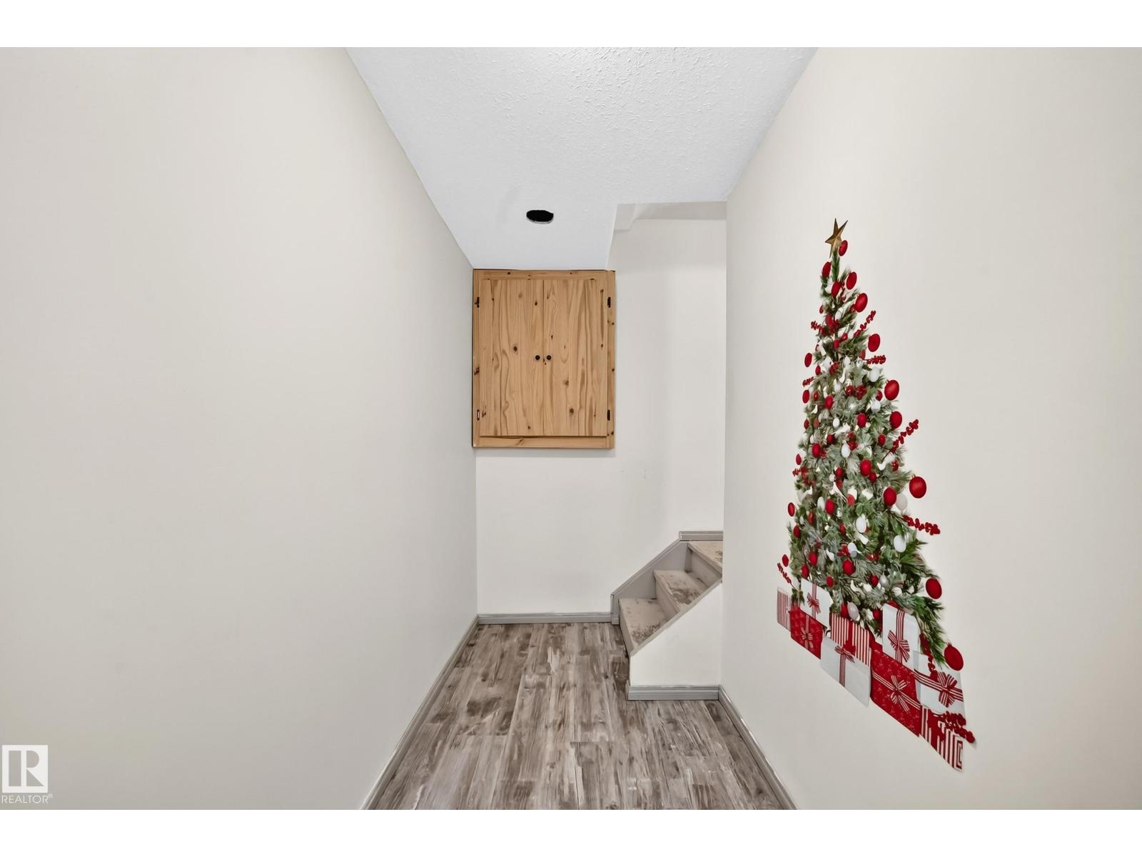 #30 300 Hooper Cr Nw Property Photo 37
