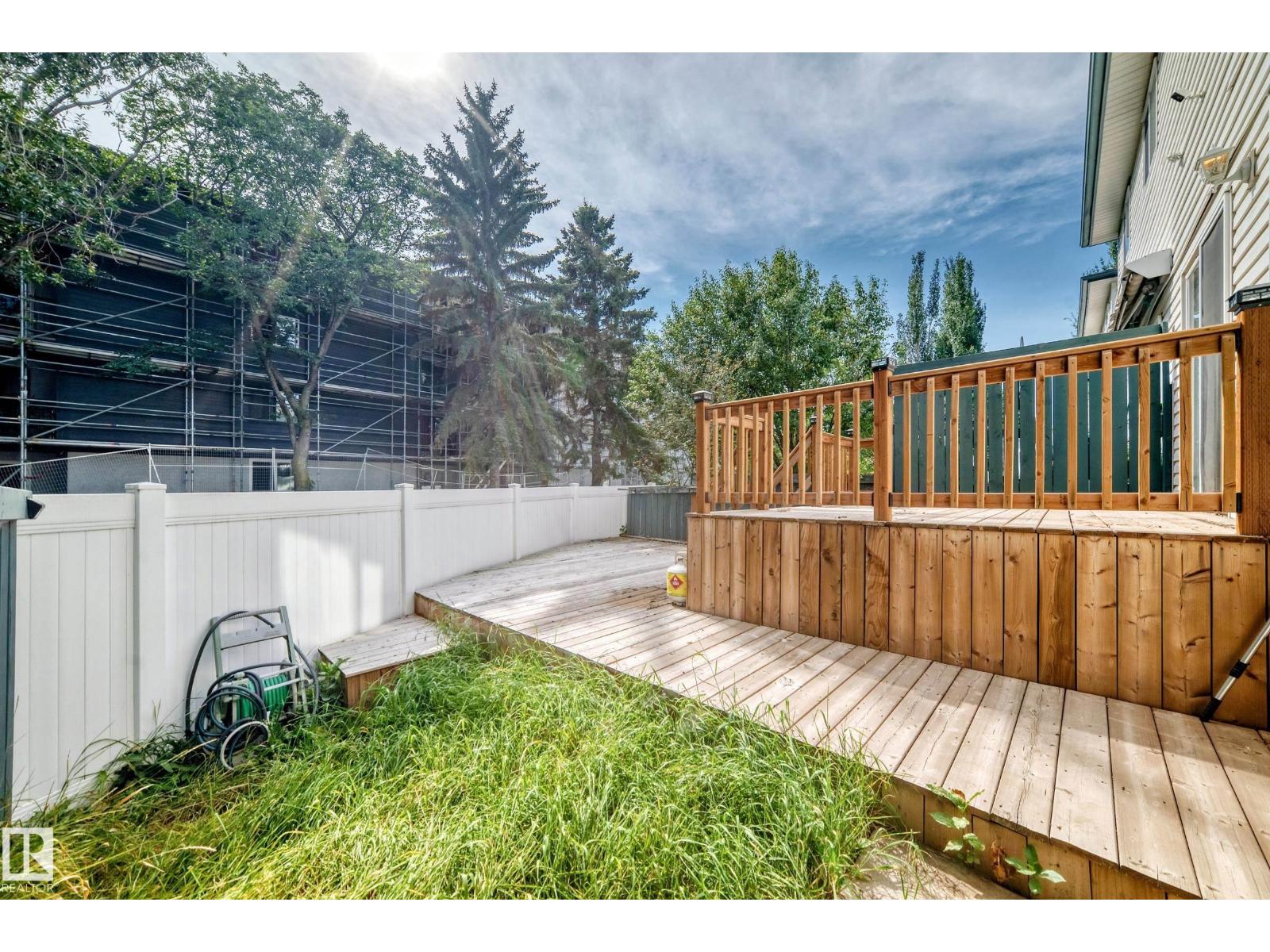 #30 300 Hooper Cr Nw Property Photo 43