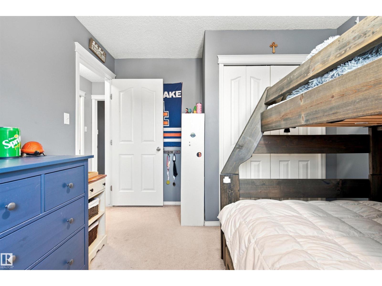 2502 6 Av Property Photo 22