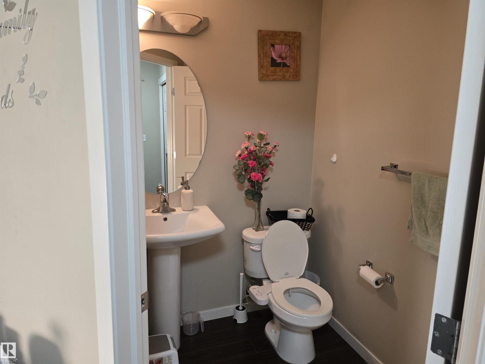 1474 33b St Nw Property Photo 5