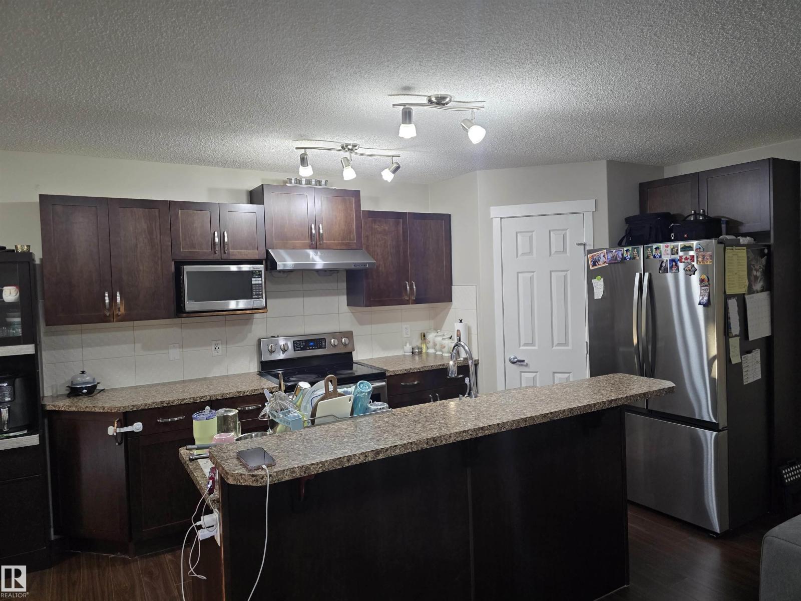 1474 33b St Nw Property Photo 8