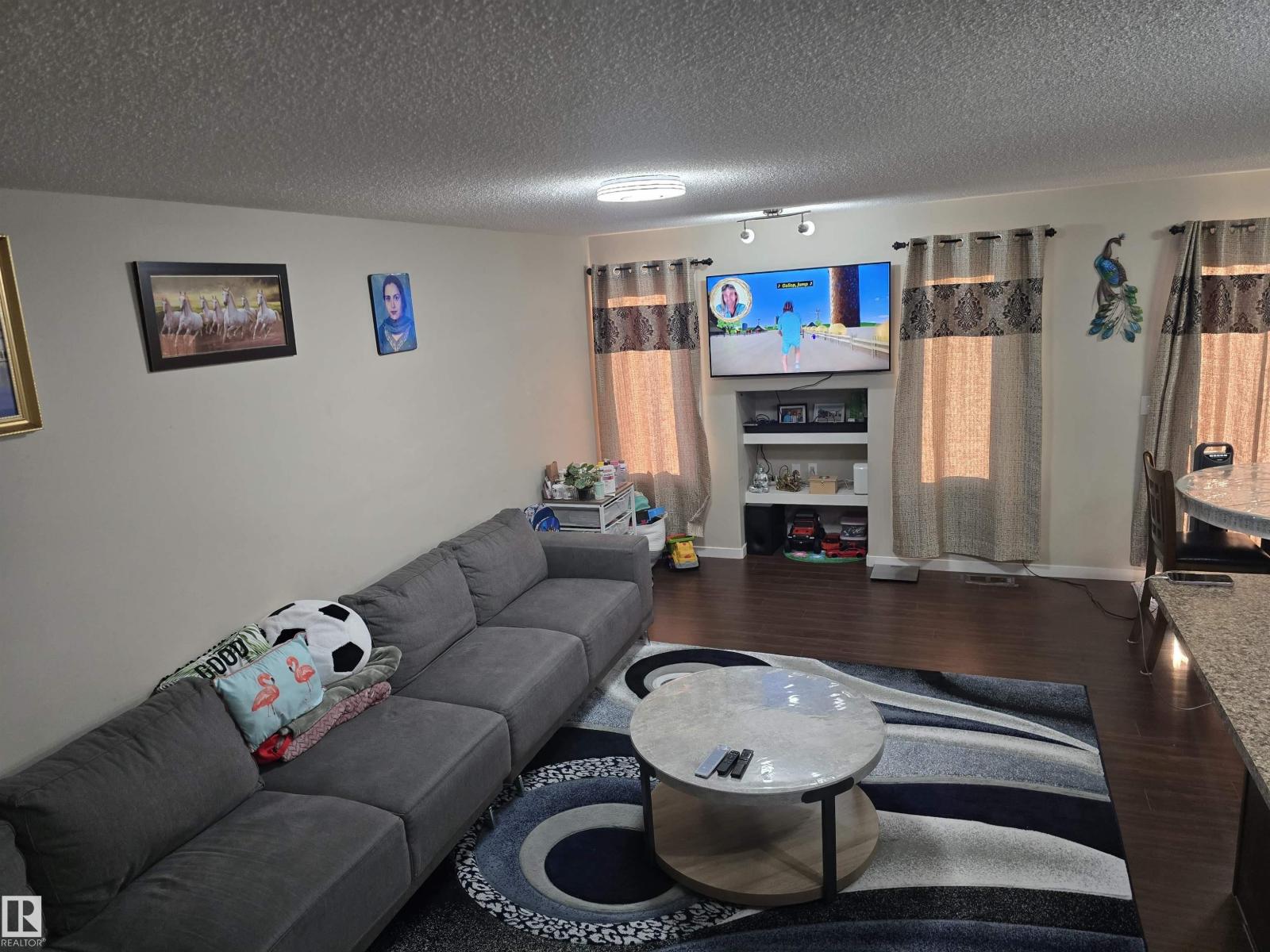 1474 33b St Nw Property Photo 10