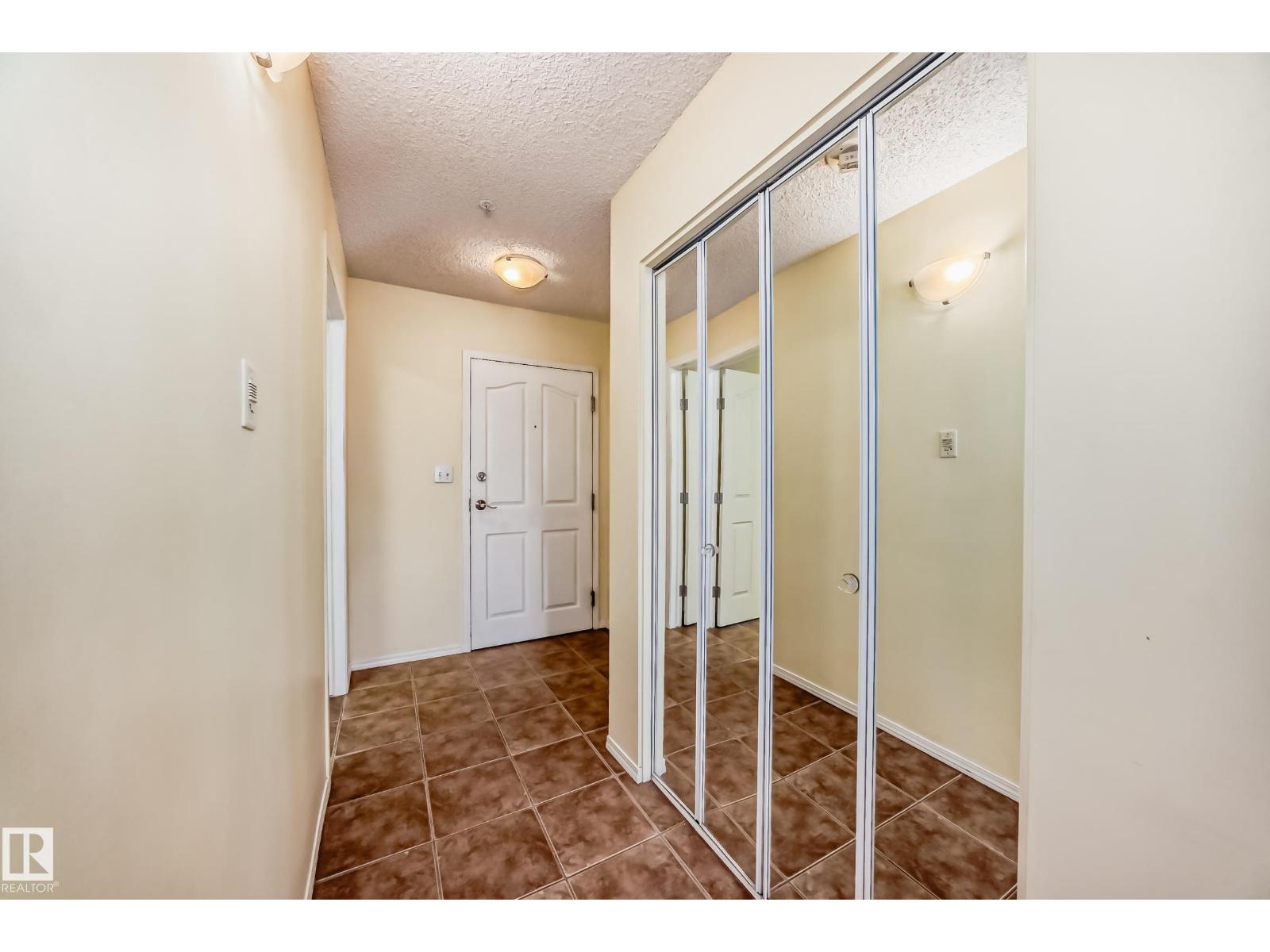 #1003 9707 105 St Nw Property Photo 10
