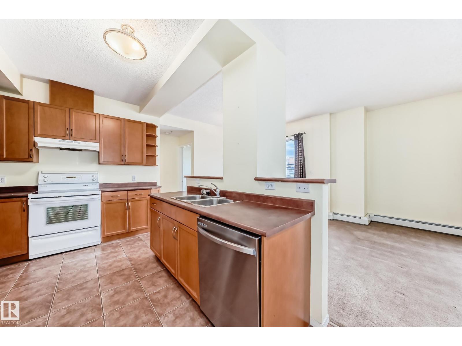 #1003 9707 105 St Nw Property Photo 14