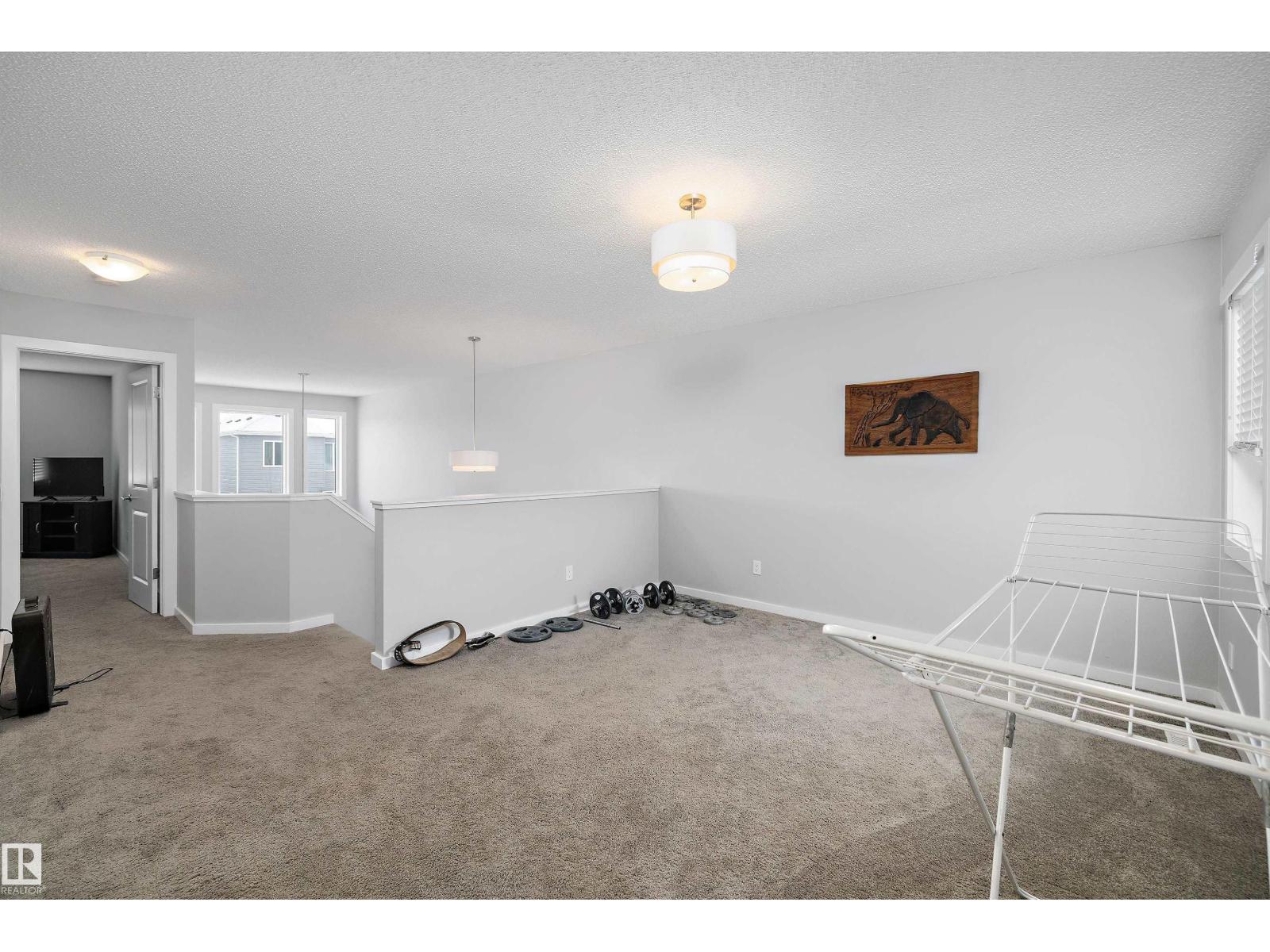 7 Stout Pl Property Photo 12