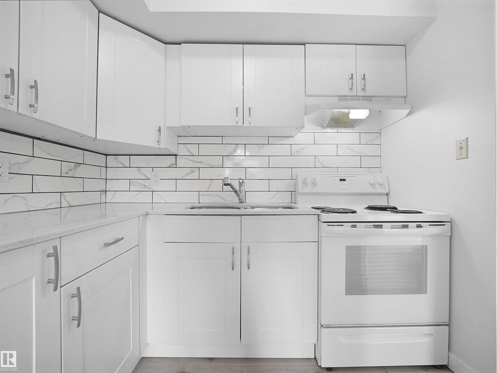 #122 16340 109 St Nw Property Photo 1