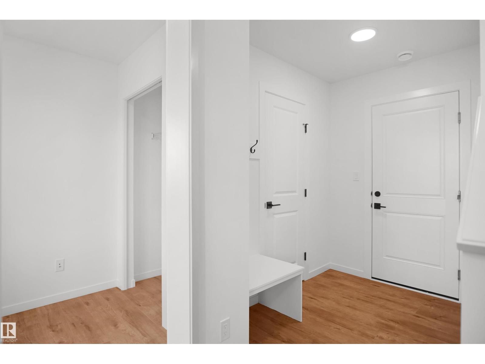 #93 3705 141 St Sw Property Photo 3