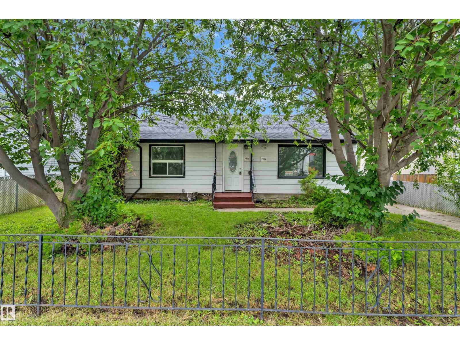 9416 153 ST NW Property Photo 1