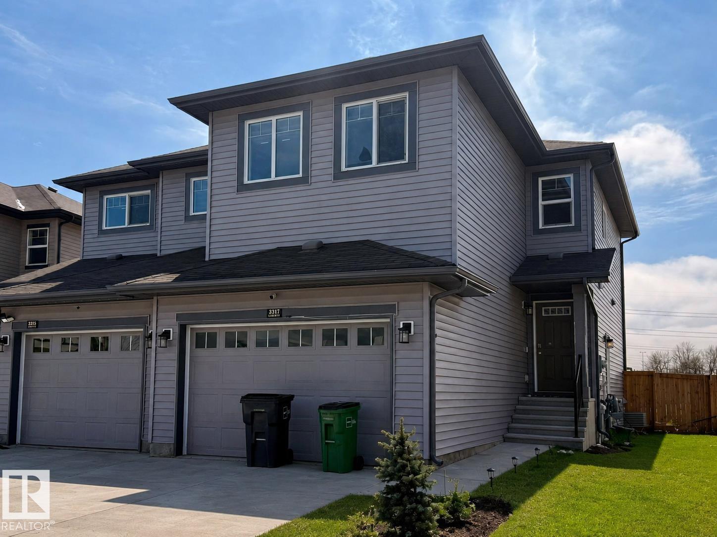 3317 11 AV NW