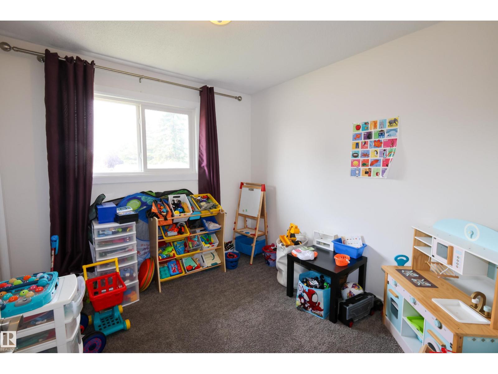 4811 50 St Property Photo 11