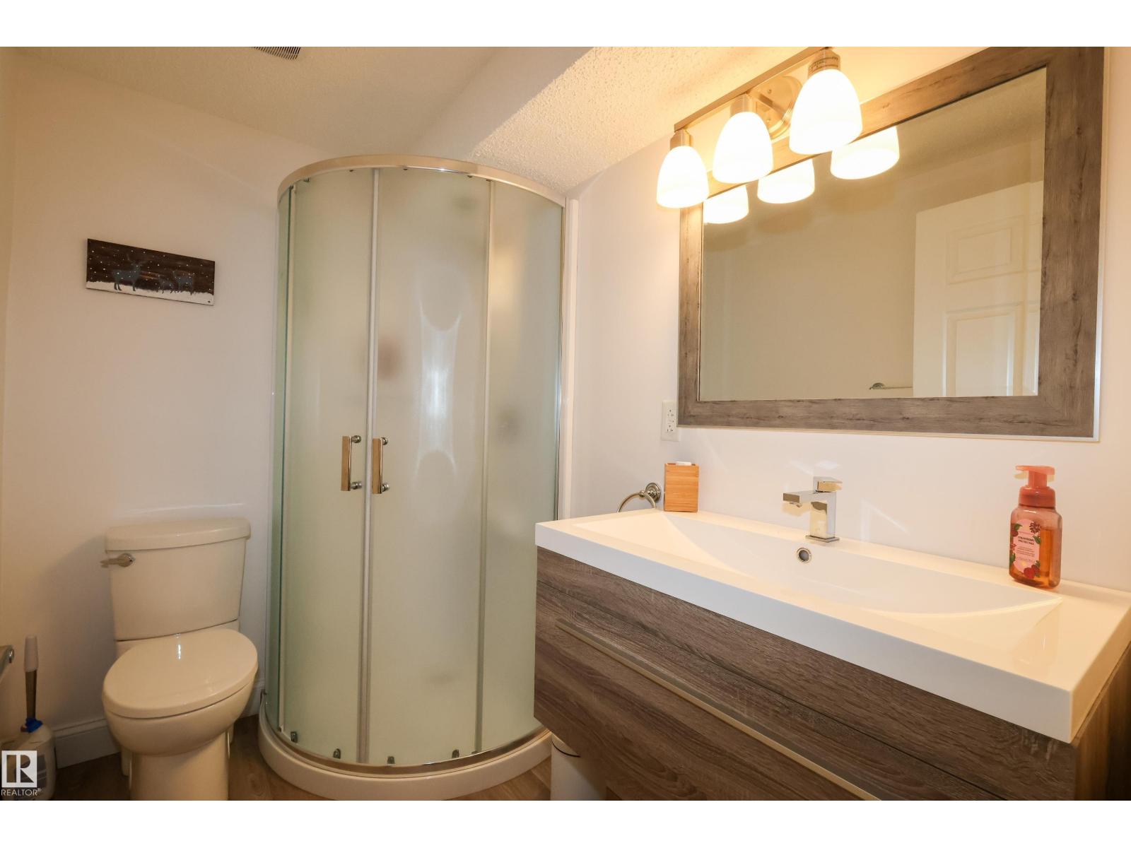 4811 50 St Property Photo 14