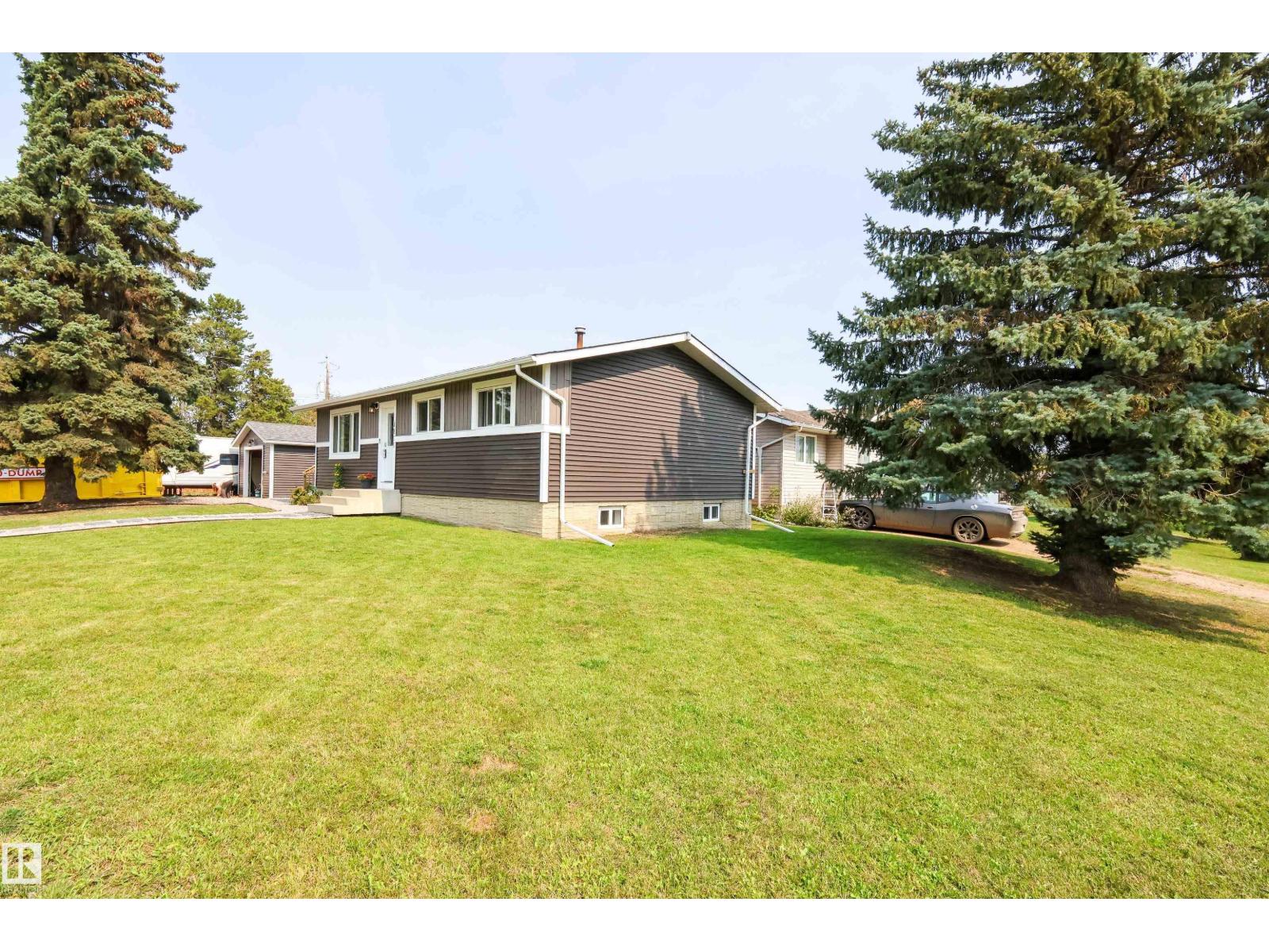 4811 50 St Property Photo 23