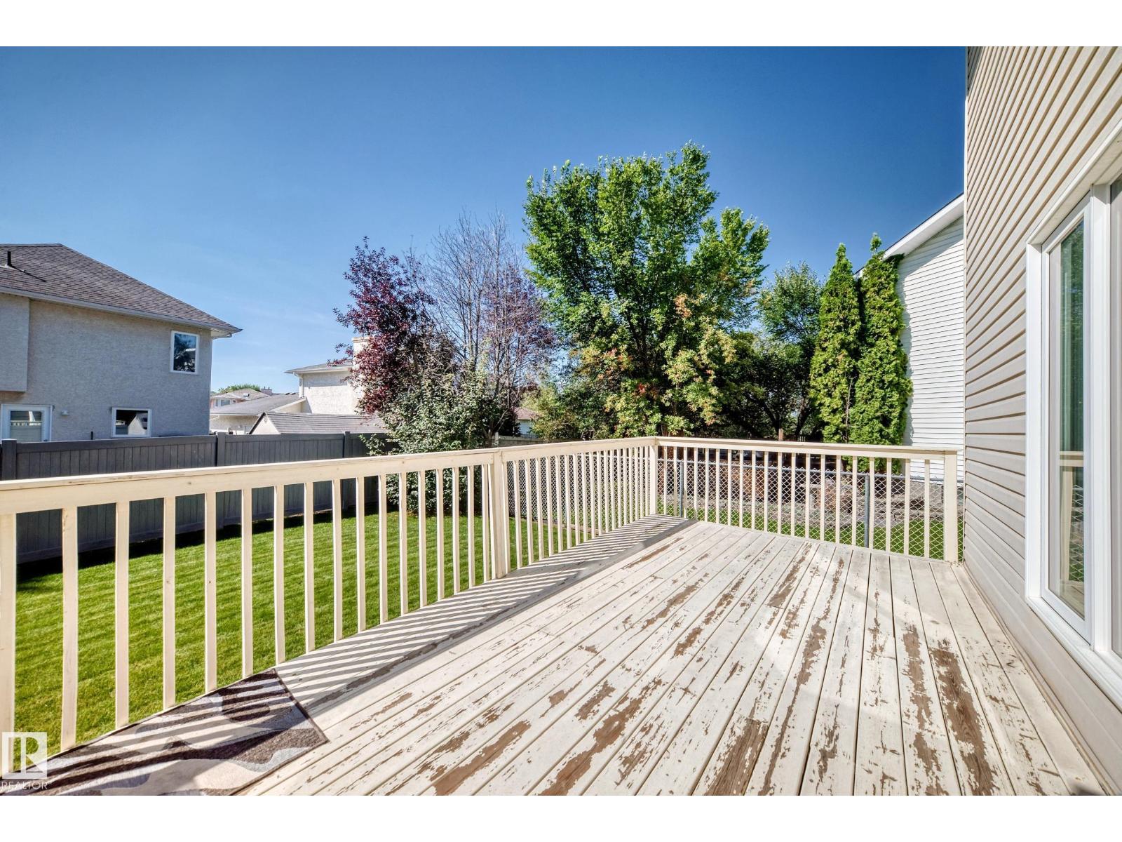 271 Ormsby Rd E Nw Property Photo 13