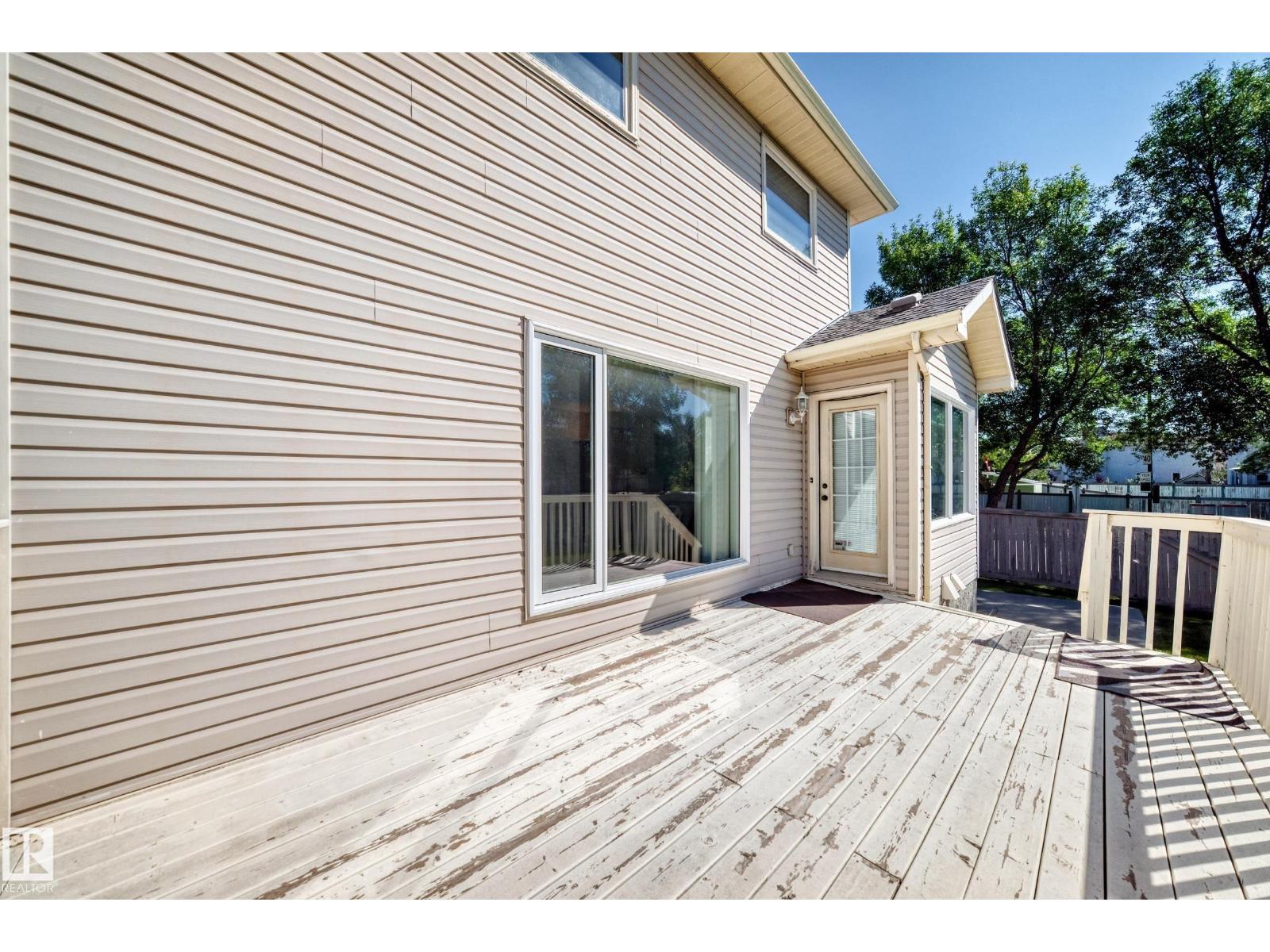 271 Ormsby Rd E Nw Property Photo 14