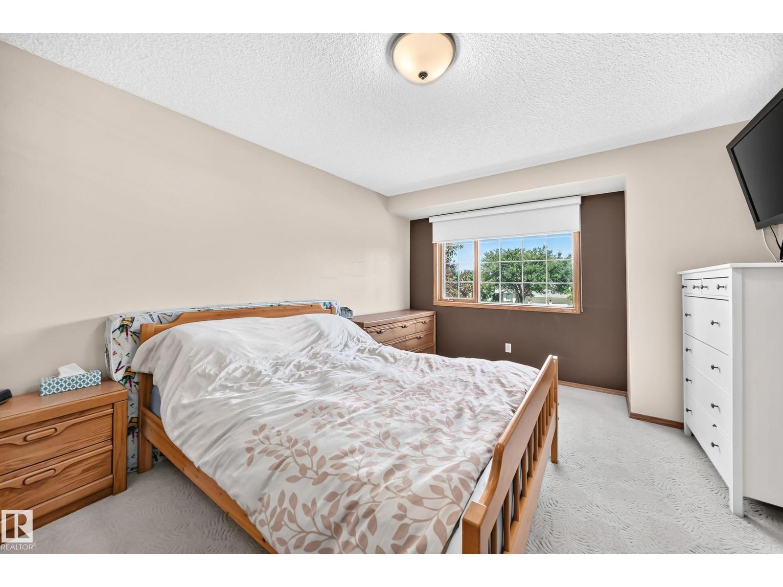 271 Ormsby Rd E Nw Property Photo 29