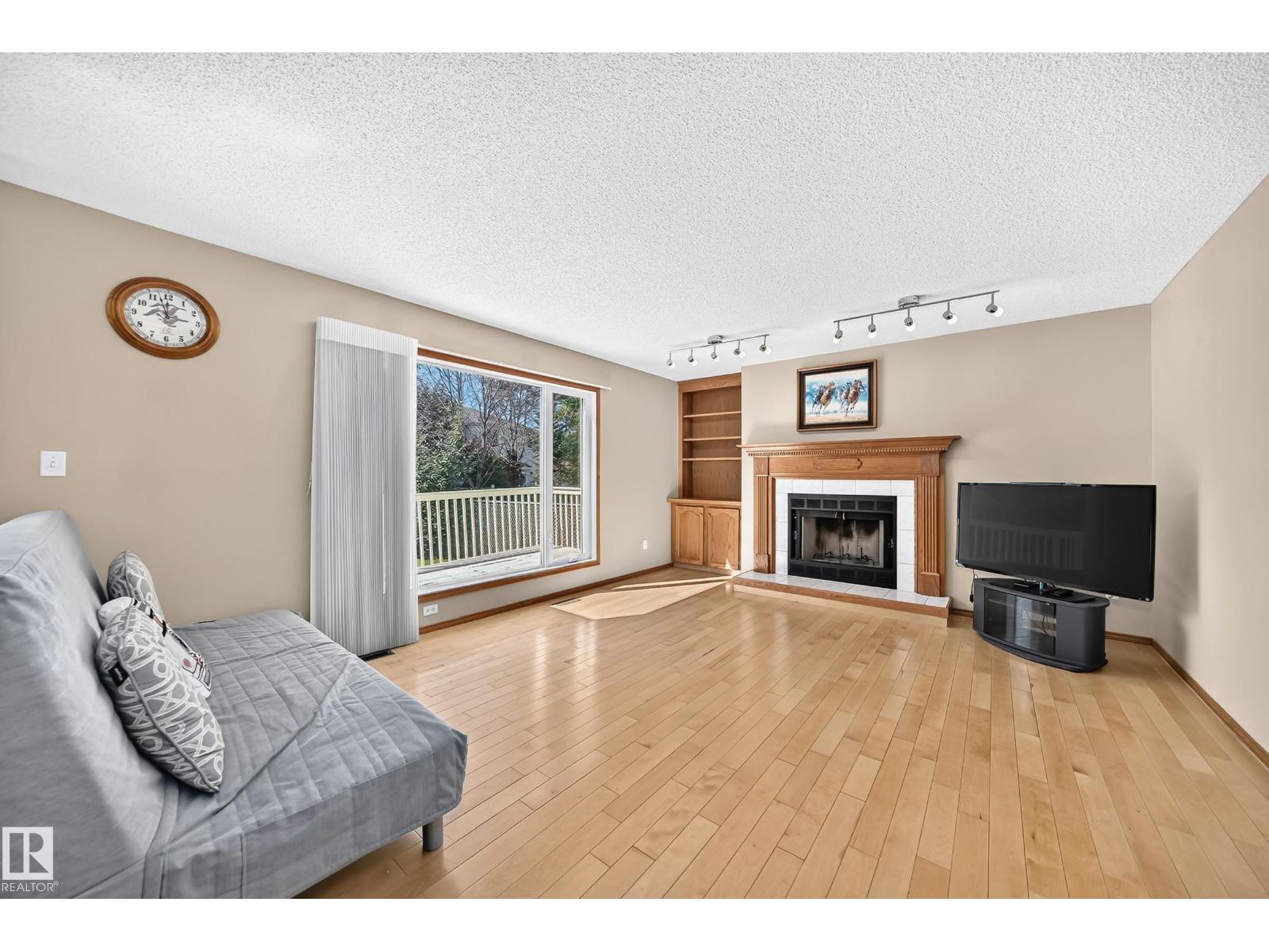 271 Ormsby Rd E Nw Property Photo 66