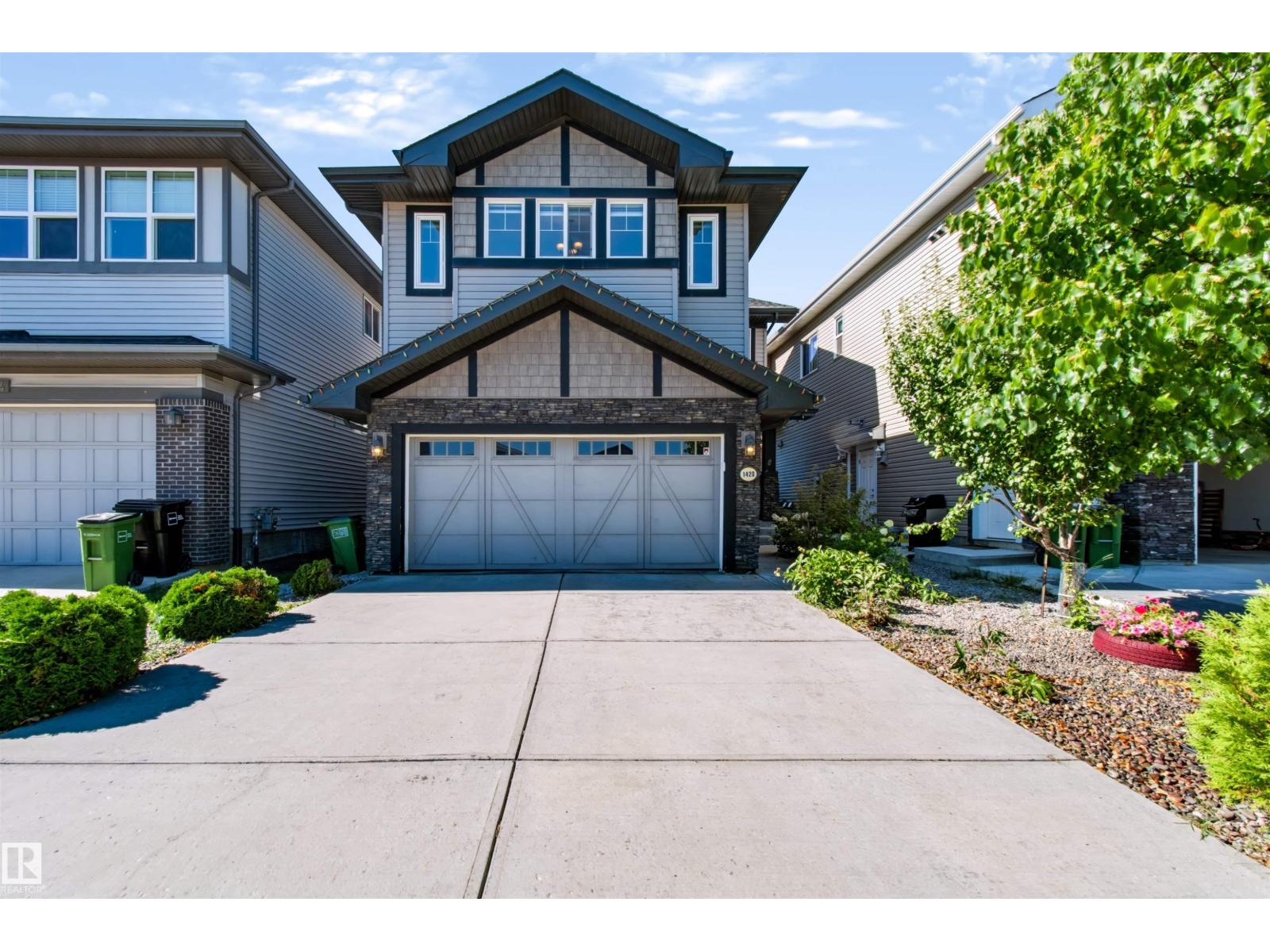 1420 158 St Sw Property Photo 2