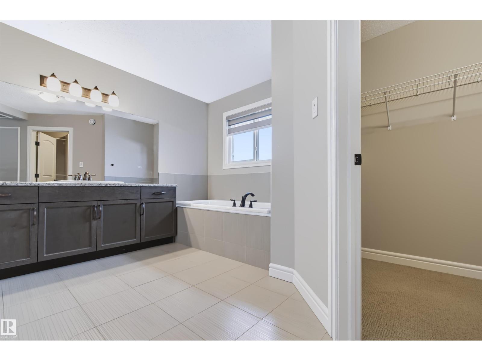 1420 158 St Sw Property Photo 25