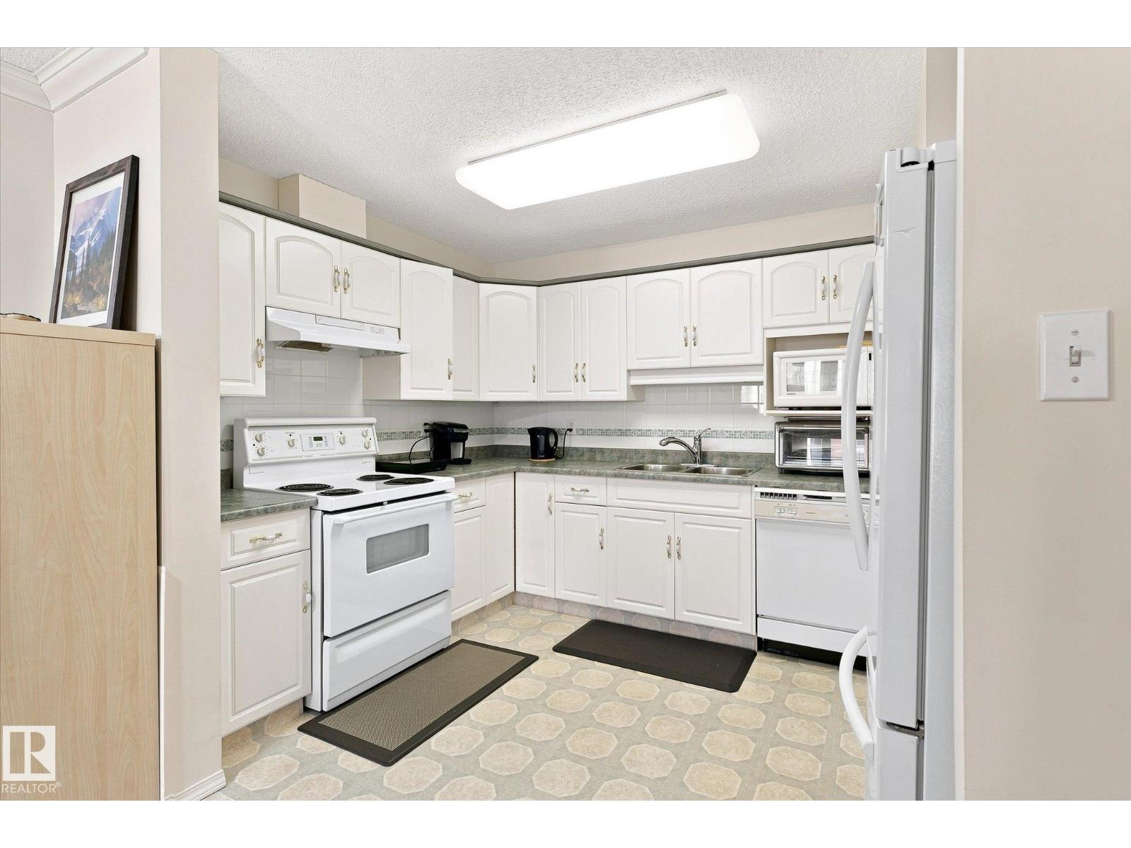 #309 13450 114 Av Nw Property Photo 11