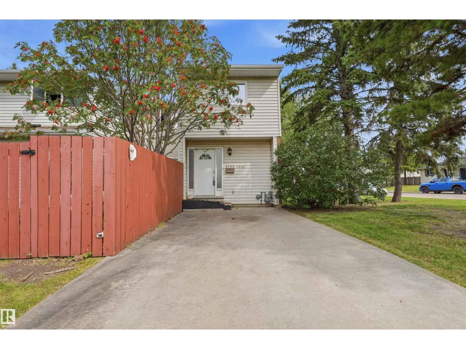 6804 36a Av Nw Property Photo 2