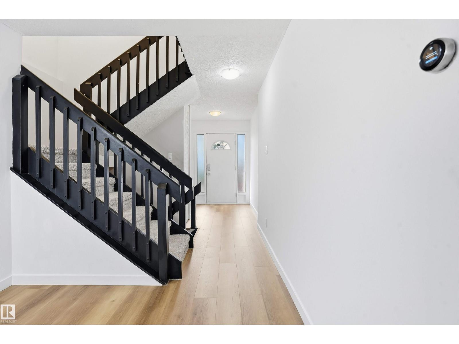 6804 36a Av Nw Property Photo 4