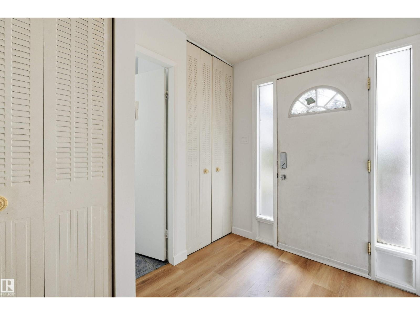 6804 36a Av Nw Property Photo 6