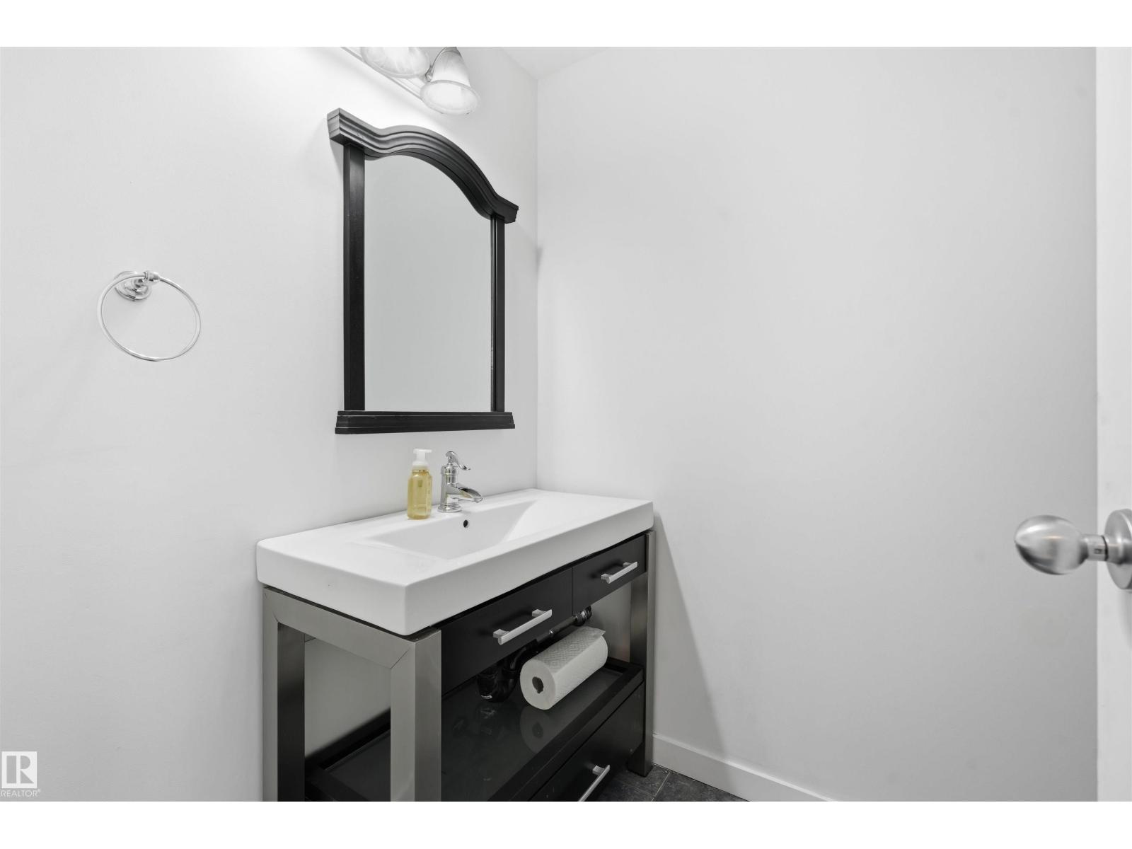 6804 36a Av Nw Property Photo 7