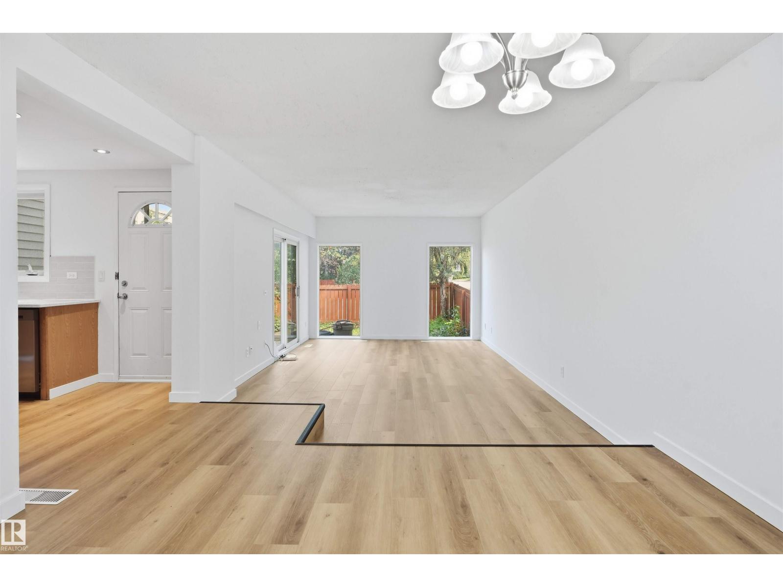 6804 36a Av Nw Property Photo 13
