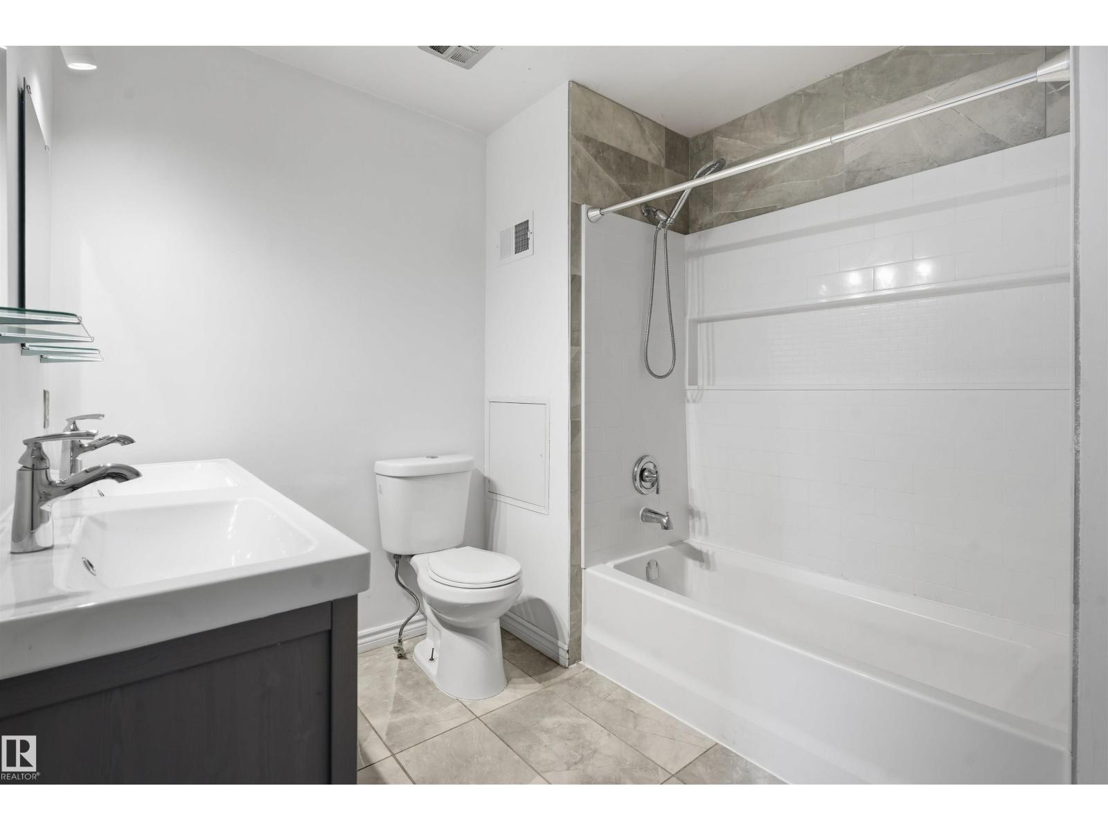 6804 36a Av Nw Property Photo 23