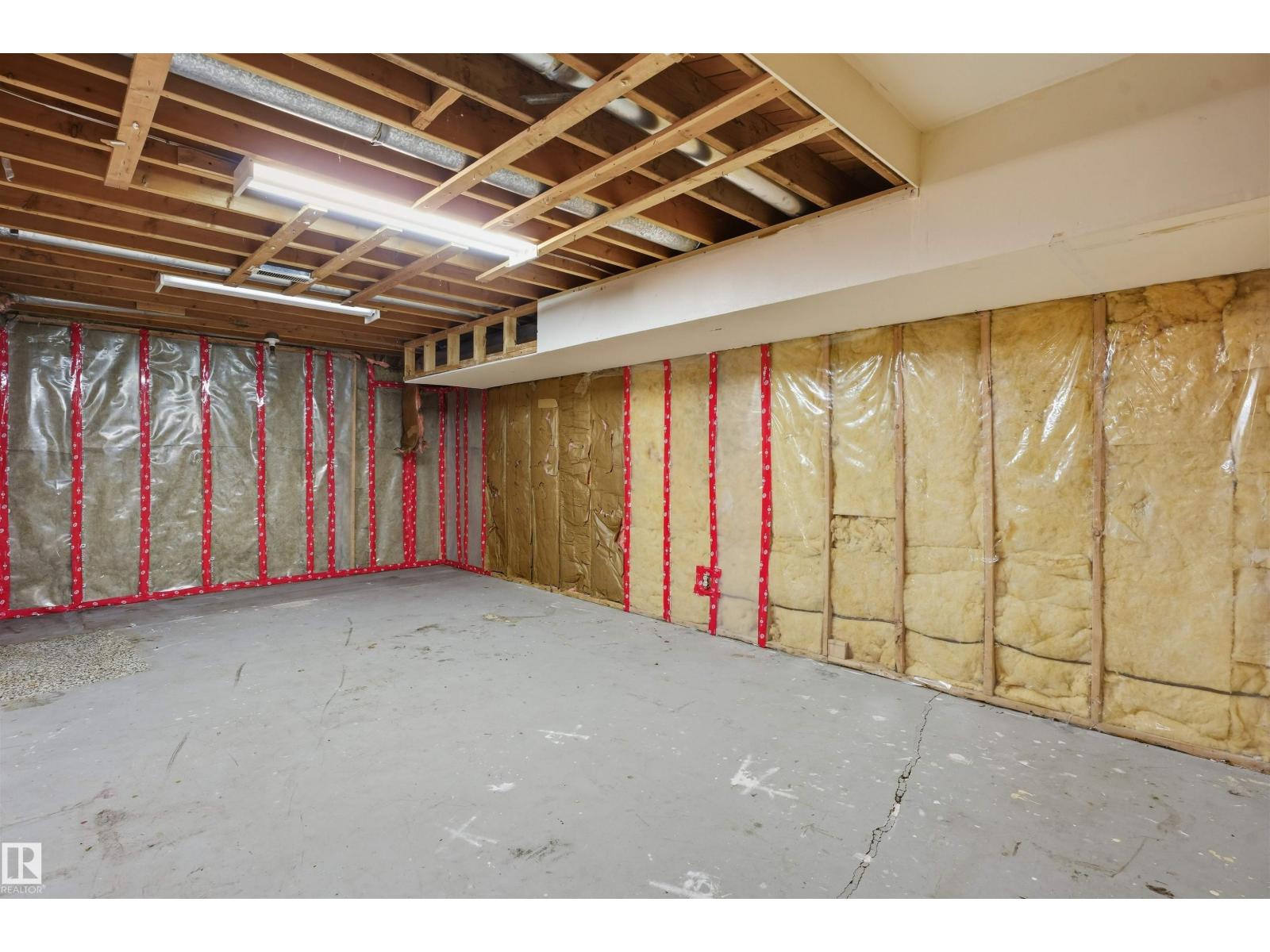 6804 36a Av Nw Property Photo 28