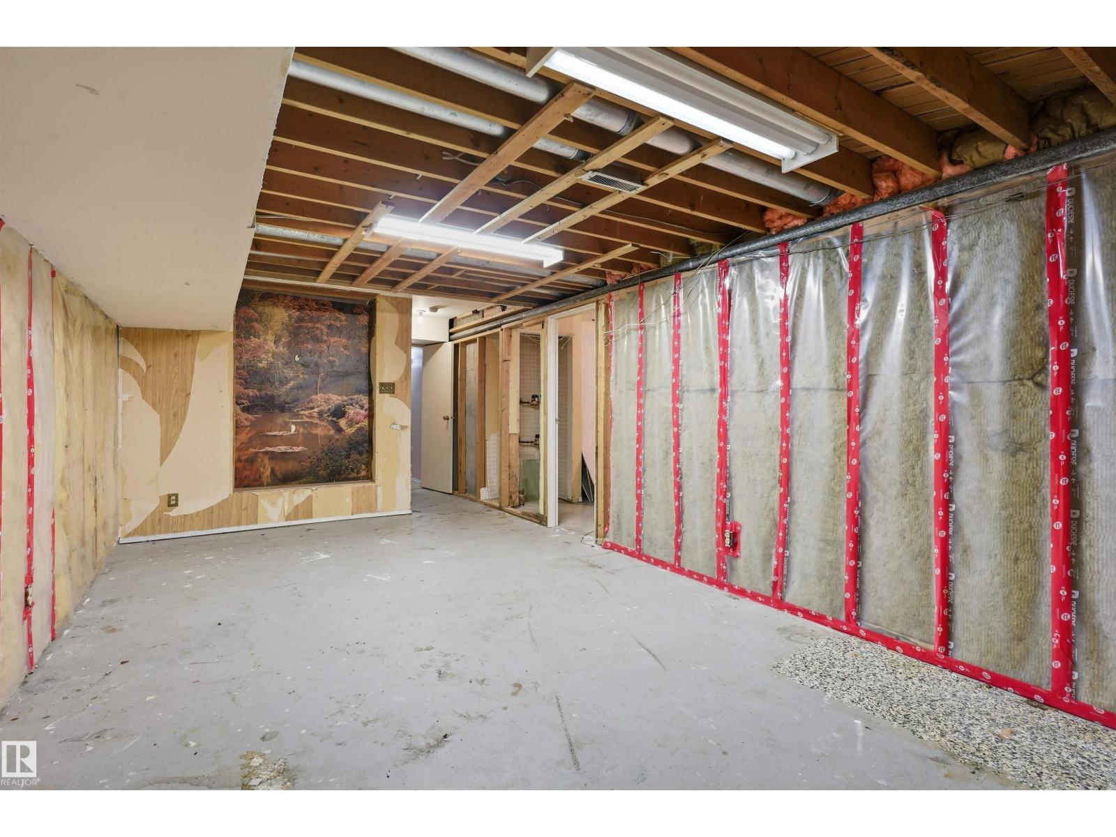 6804 36a Av Nw Property Photo 29