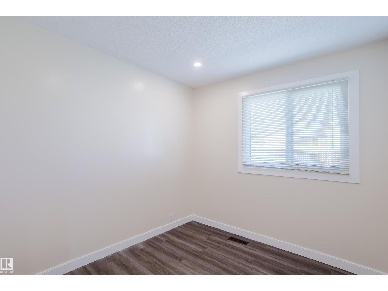 36 Harrow Circle Ci Nw Property Photo 19