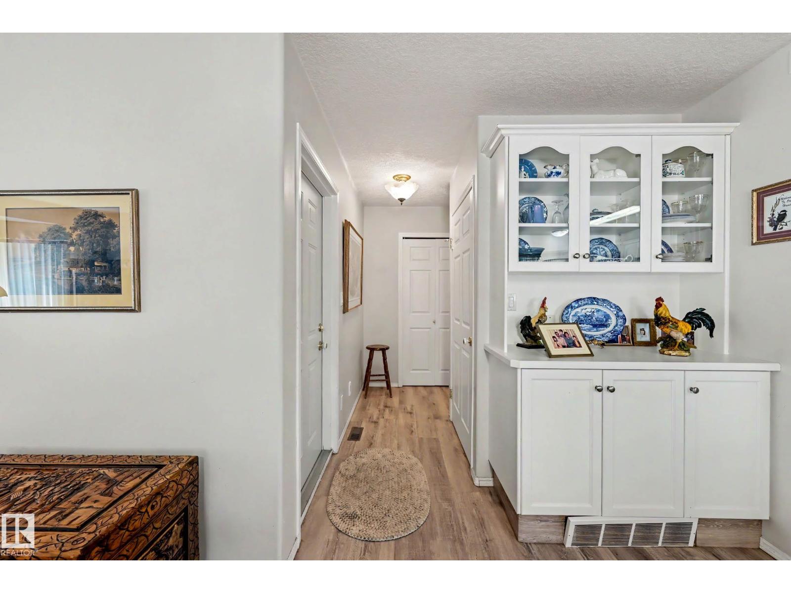 #206 7000 Northview Dr Property Photo 21