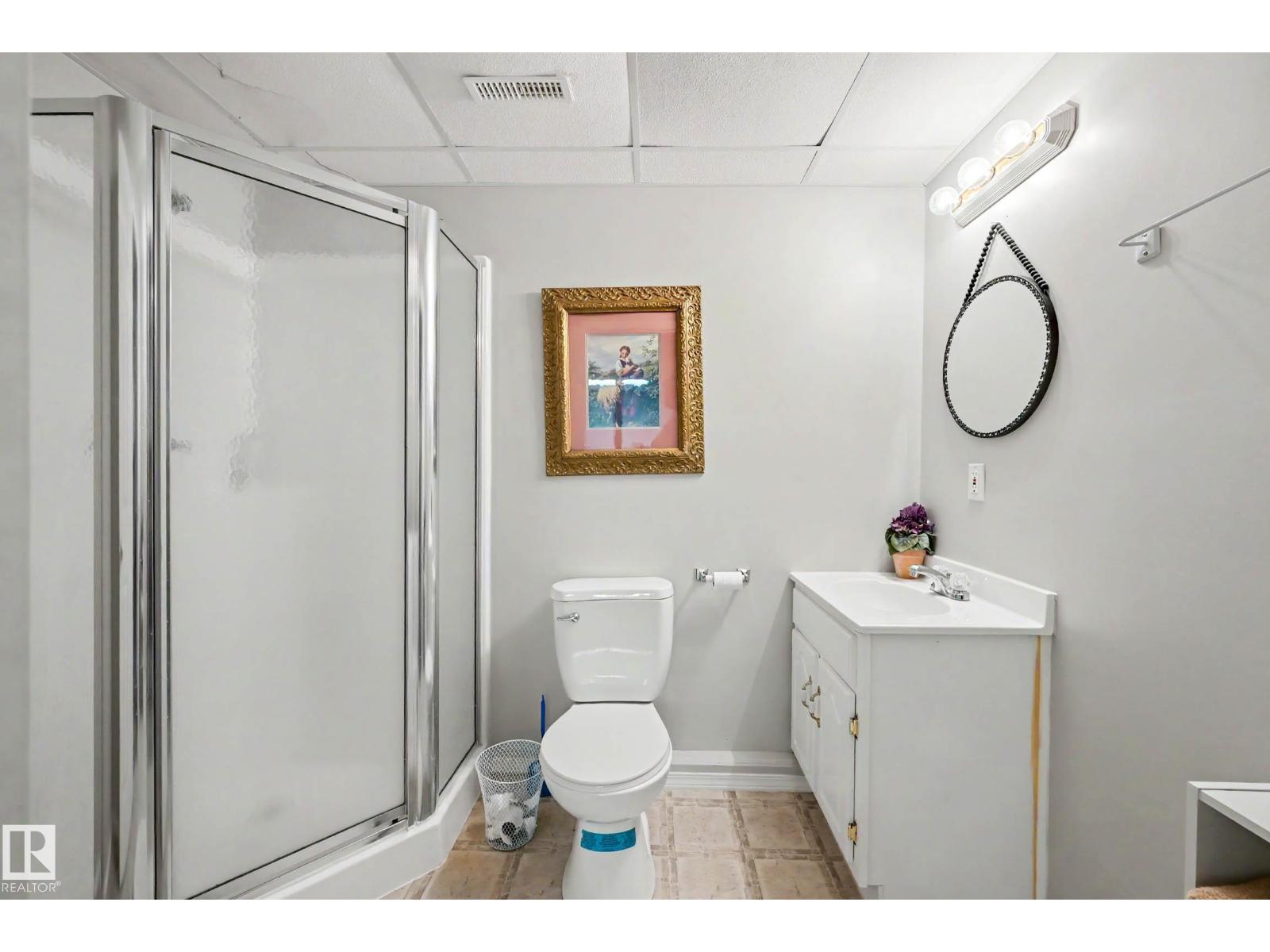 #206 7000 Northview Dr Property Photo 32