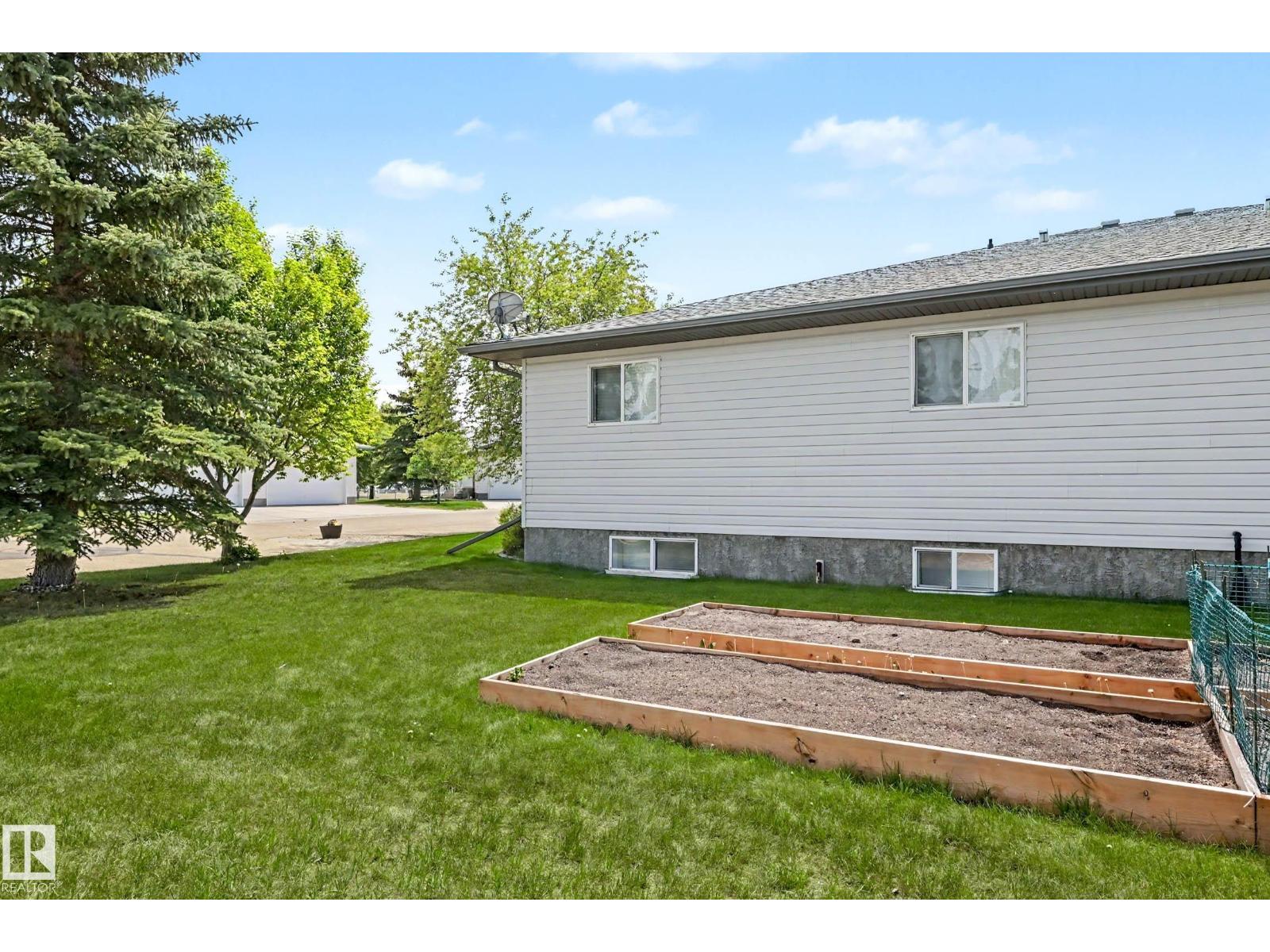 #206 7000 Northview Dr Property Photo 39